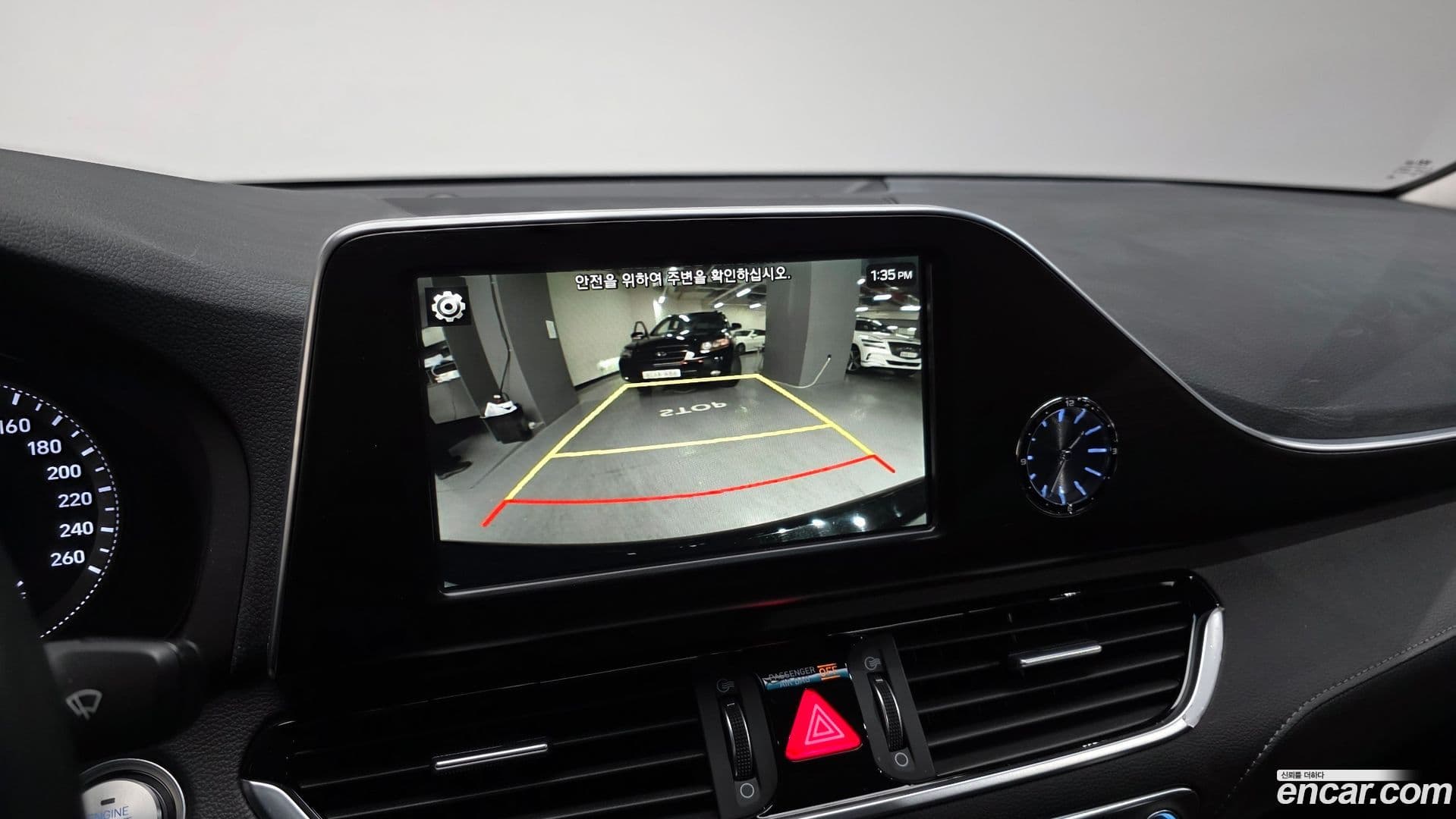 Main__Slider__Photo:Grandeur Hyundai 2018.2-15