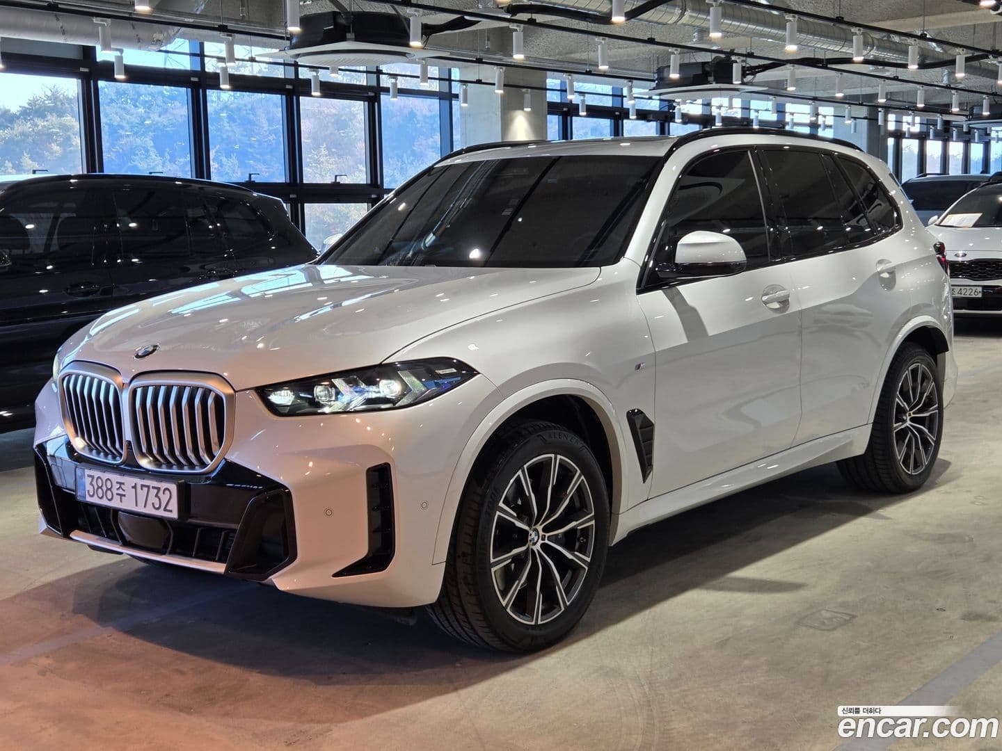 Main__Slider__Photo:X5 BMW 2024.6-0