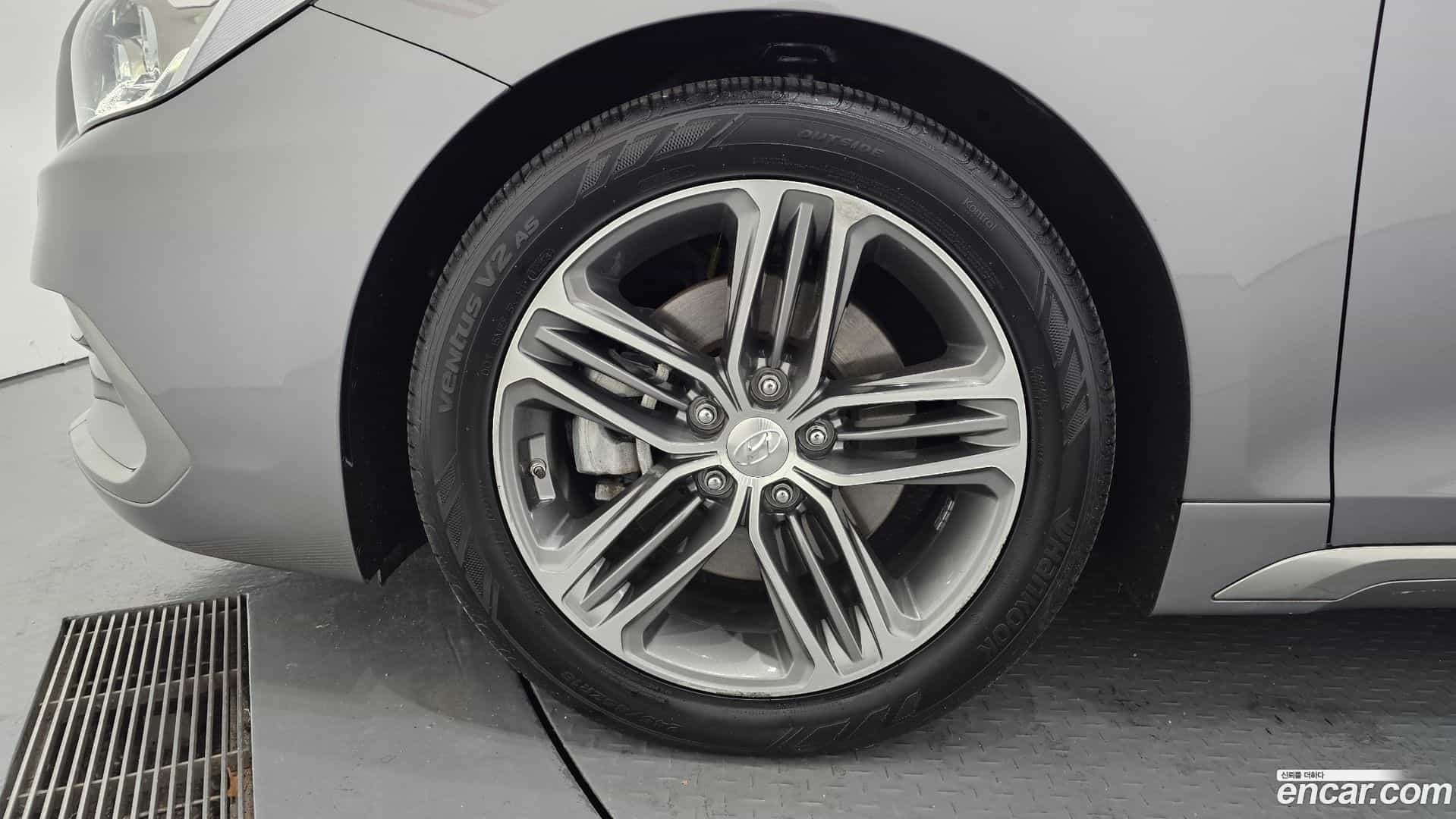 Grandeur Hyundai 2017.2-OUTER-005