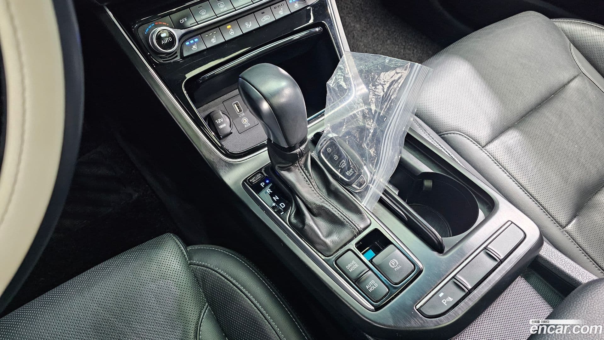 Main__Slider__Photo:Grandeur Hyundai 2017.2-8