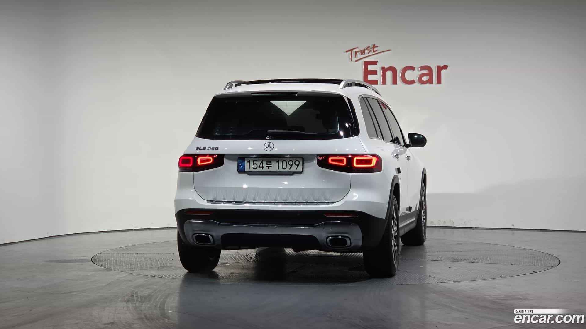 GLB-Class Mercedes-Benz 2021.1-OUTER-004