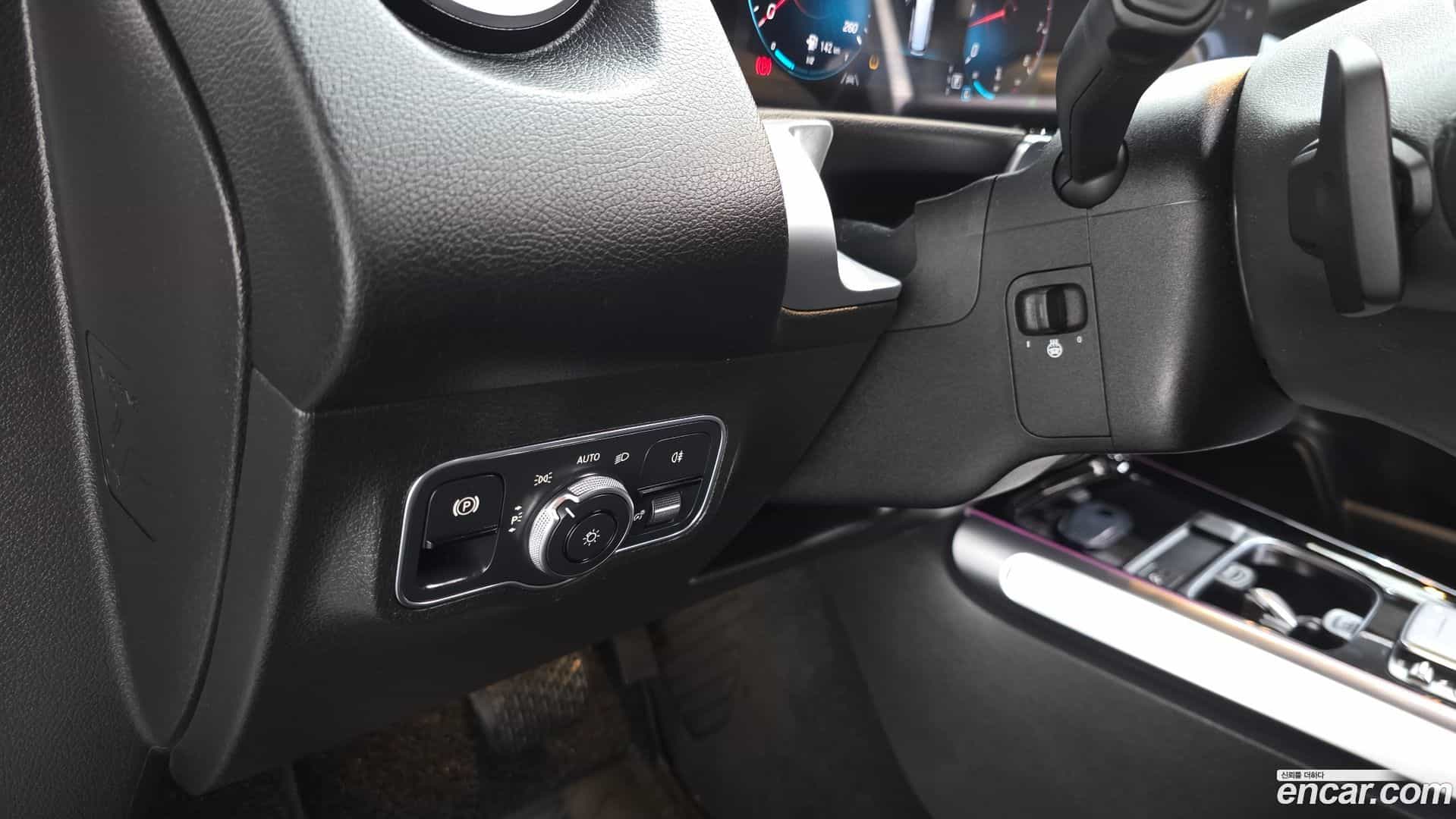 GLB-Class Mercedes-Benz 2021.1-OPTION-021