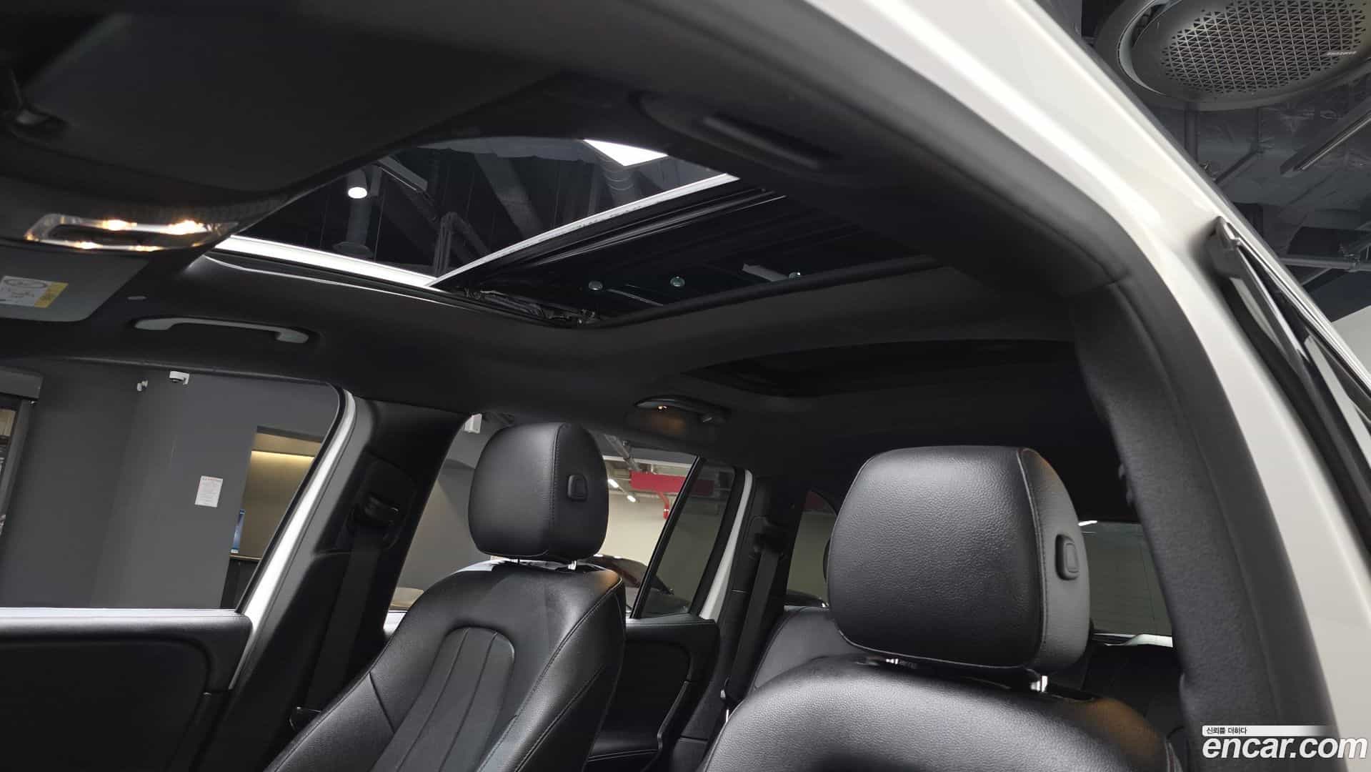 GLB-Class Mercedes-Benz 2021.1-OPTION-023