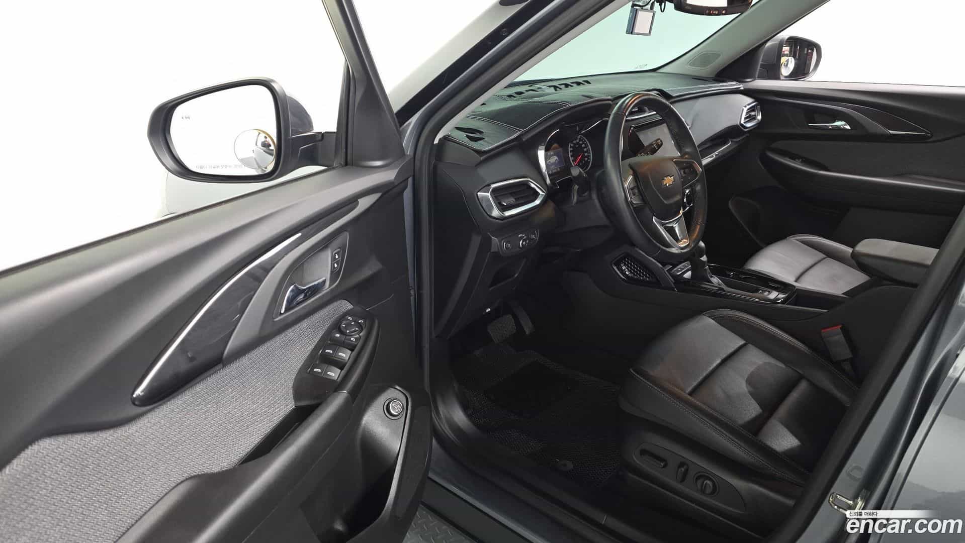 Trailblazer Chevrolet 2020.5-OPTION-016