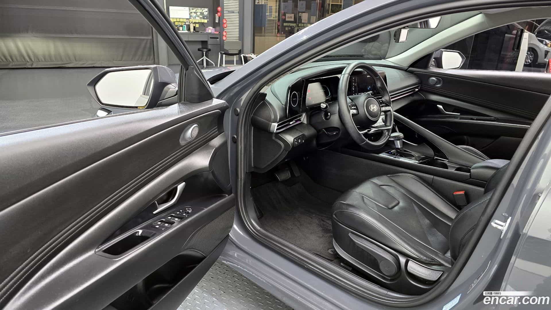 AVANTE Hyundai 2023.7-OPTION-015