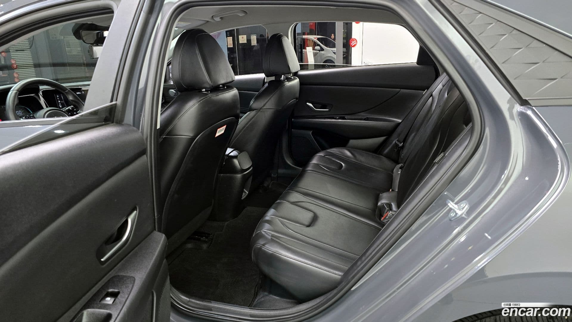 Main__Slider__Photo:AVANTE Hyundai 2023.7-12