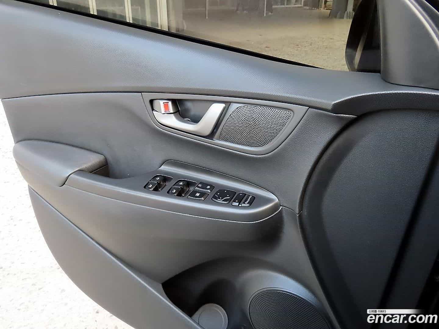 Kona Hyundai 2017.6-OPTION-015