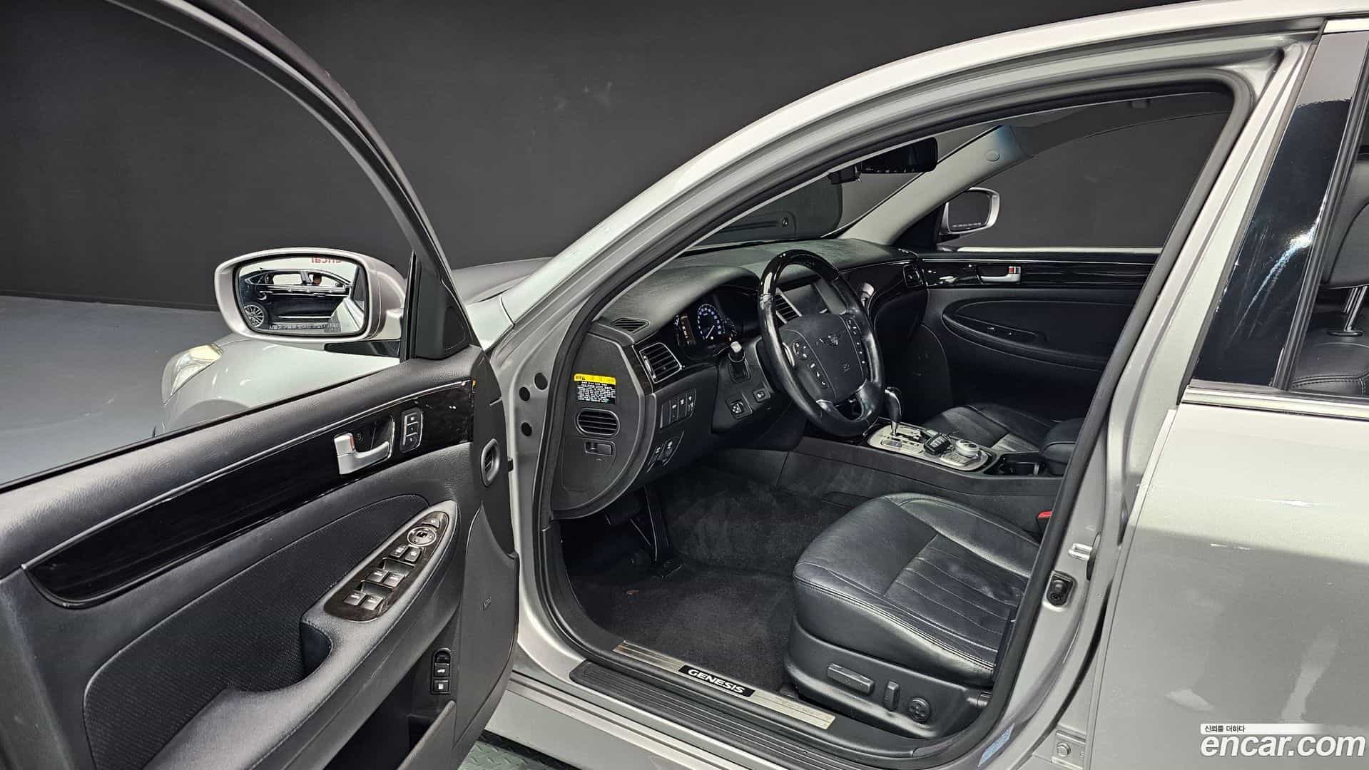 Genesis Hyundai 2012.6-OPTION-015