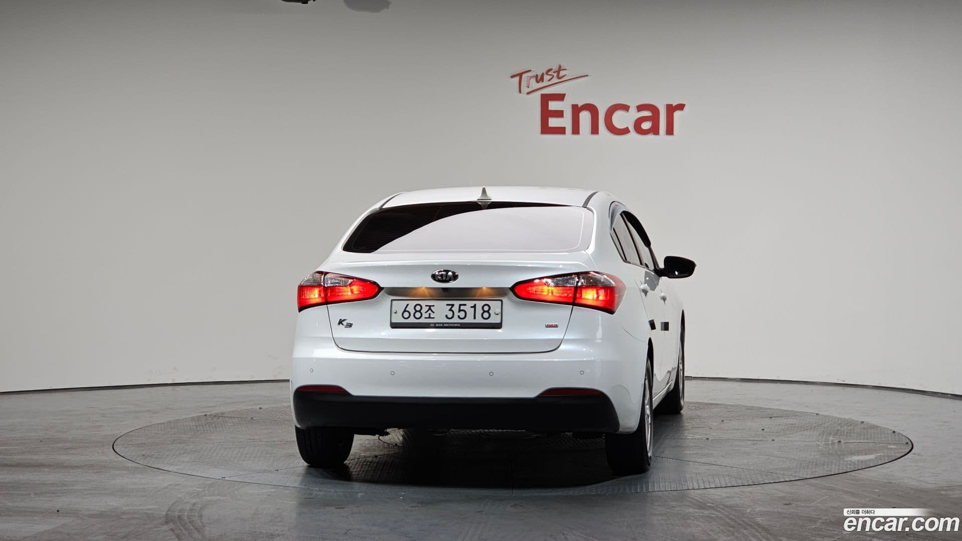 Main__Slider__Photo:K3 Kia 2013.3-3