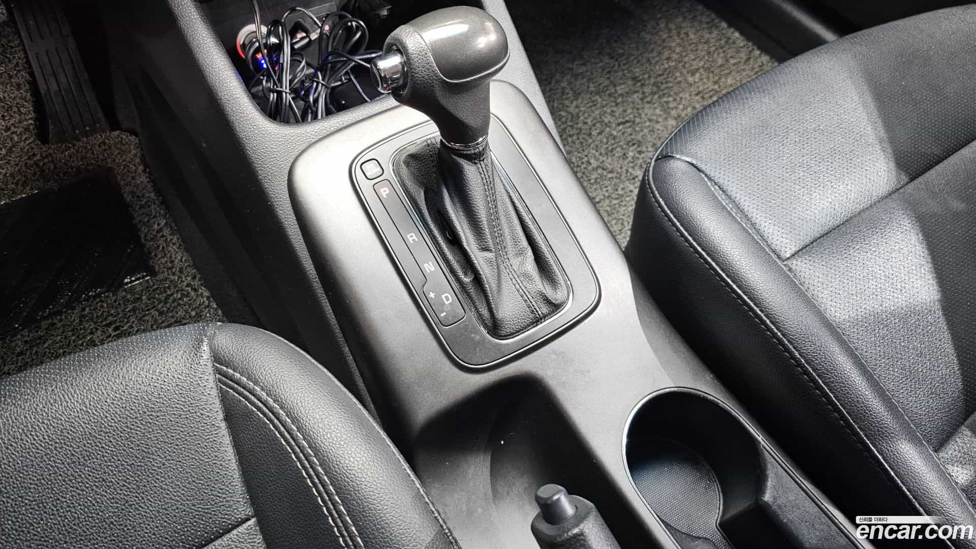 K3 Kia 2013.3-INNER-009