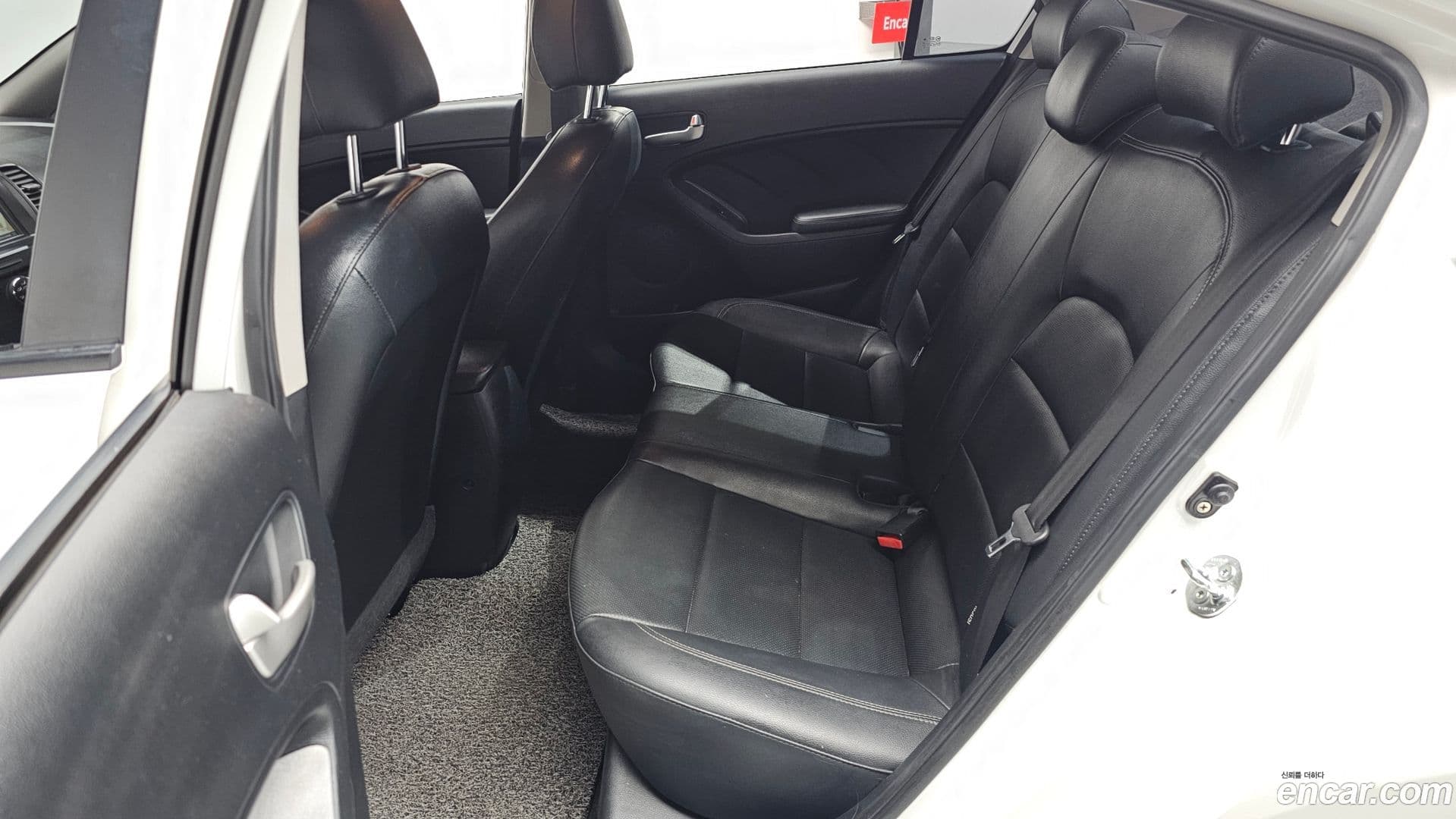 Main__Slider__Photo:K3 Kia 2013.3-11