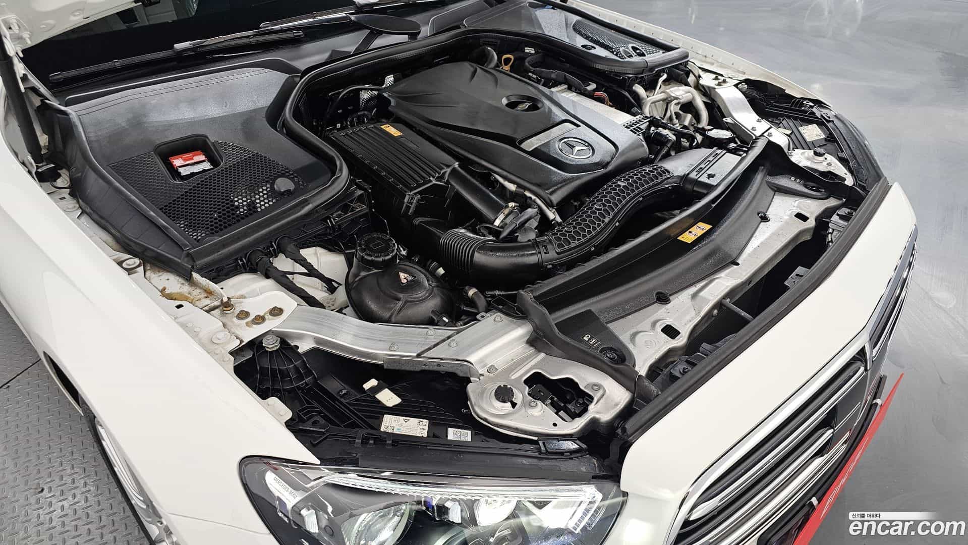 E-Class Mercedes-Benz 2020.11-INNER-006