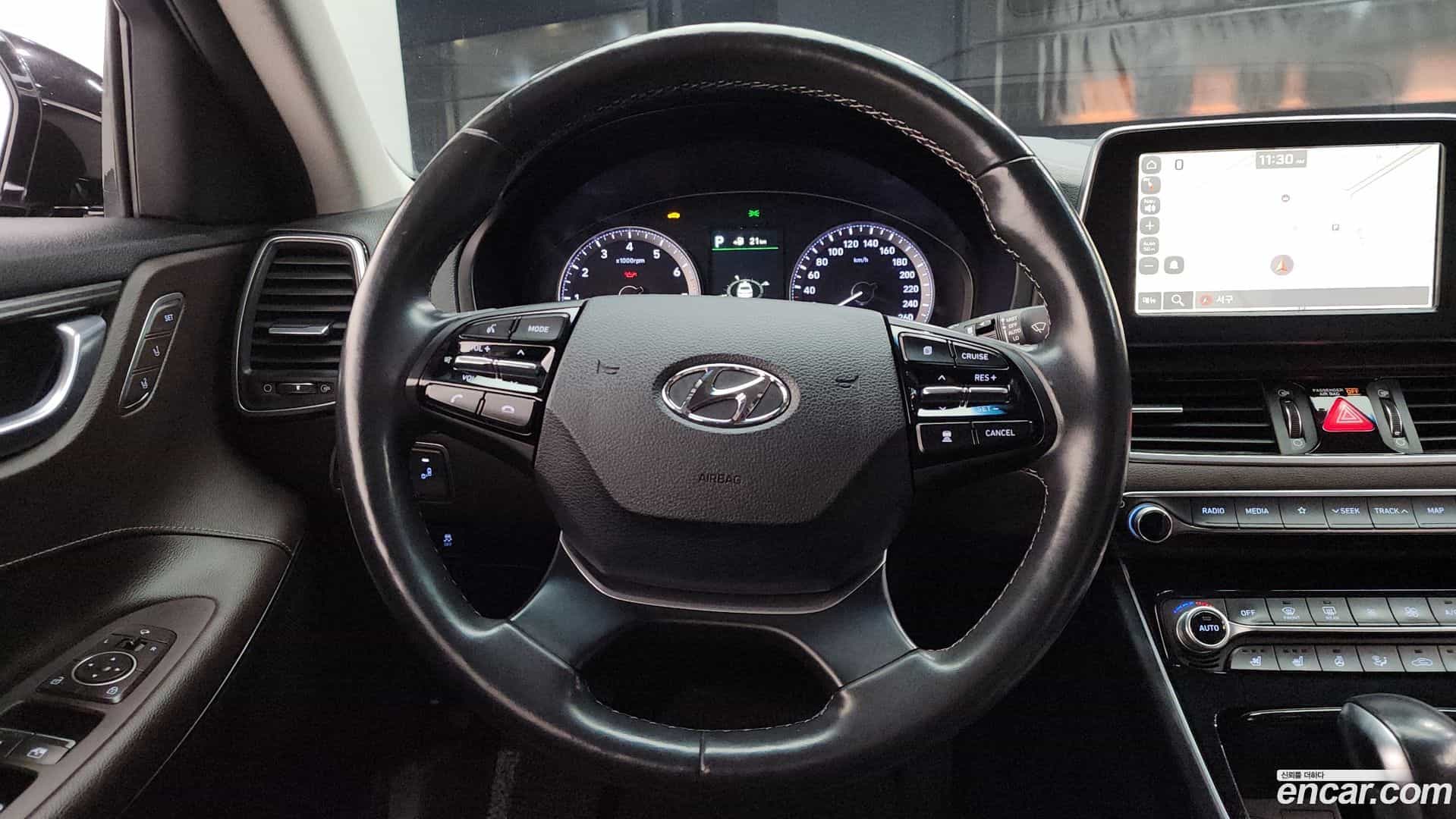 Grandeur Hyundai 2017.2-OPTION-017