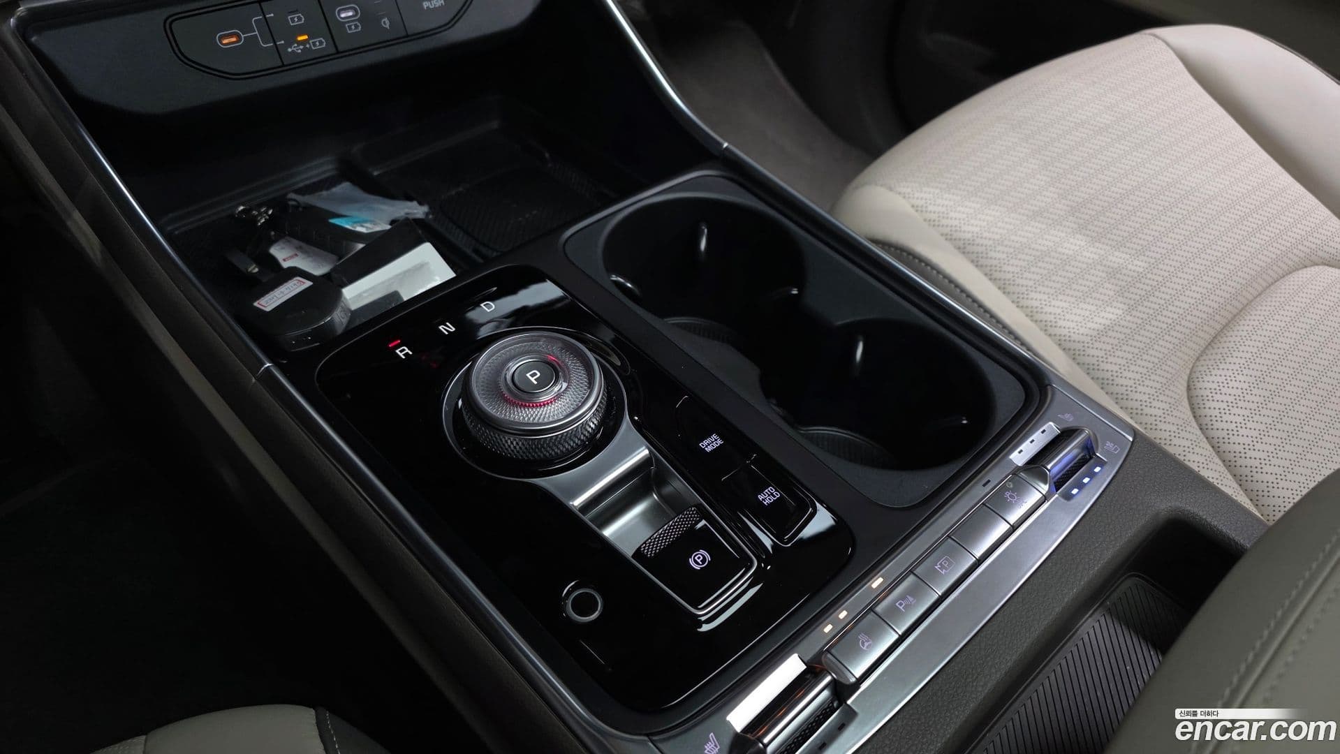 Main__Slider__Photo:Canival Kia 2023.10-8