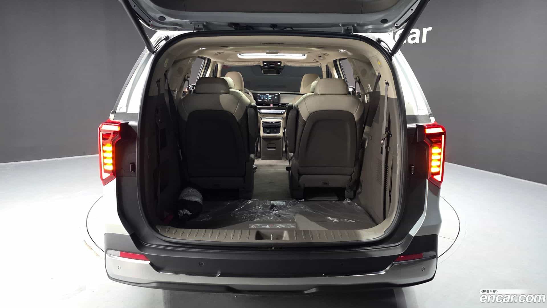 Canival Kia 2023.10-OPTION-024