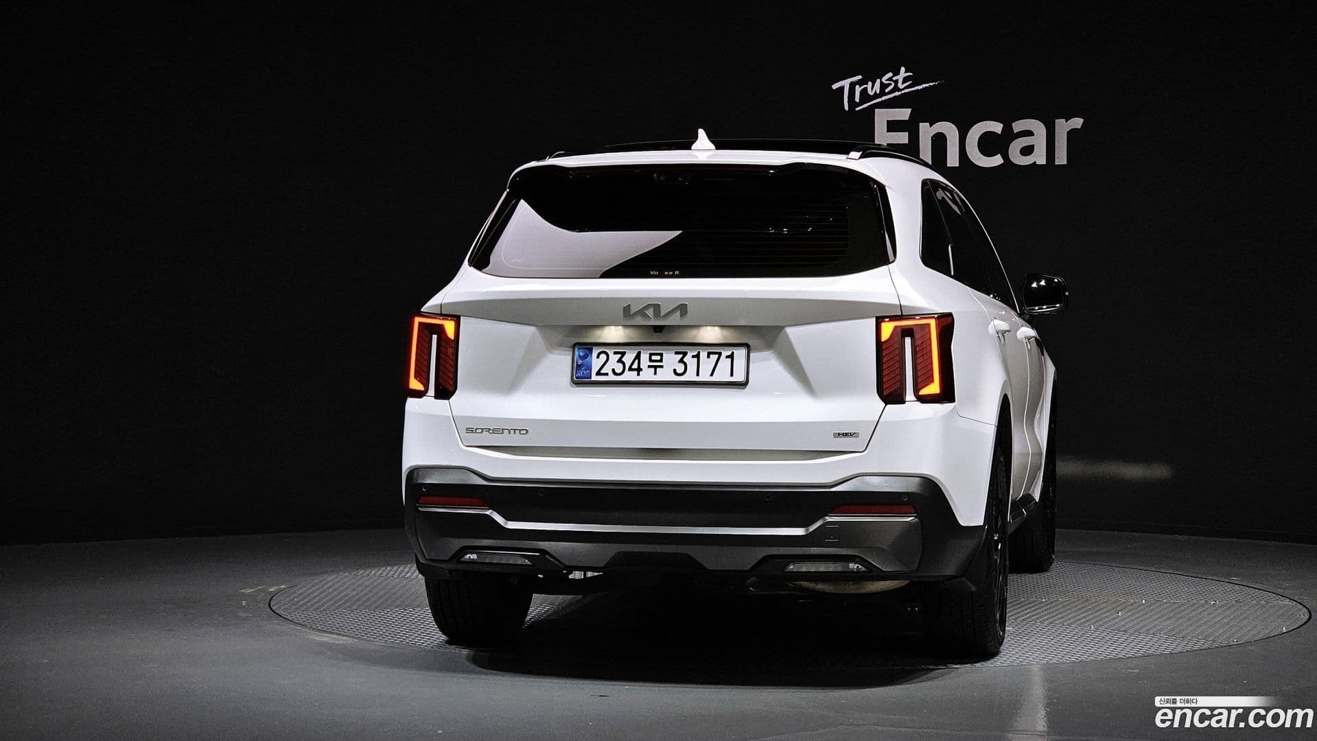 Main__Slider__Photo:Sorento Kia 2023.8-3