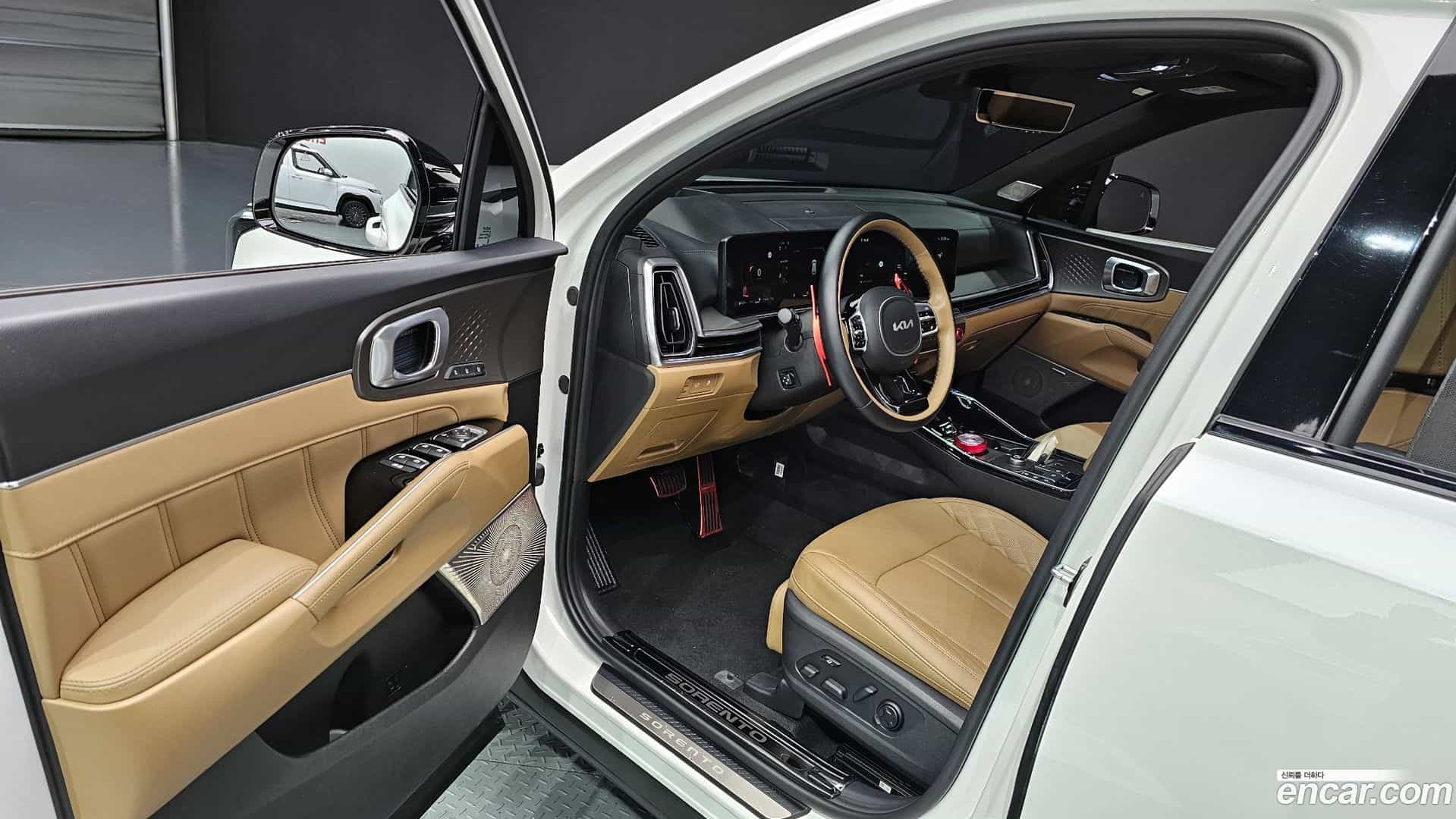 Sorento Kia 2023.8-OPTION-015