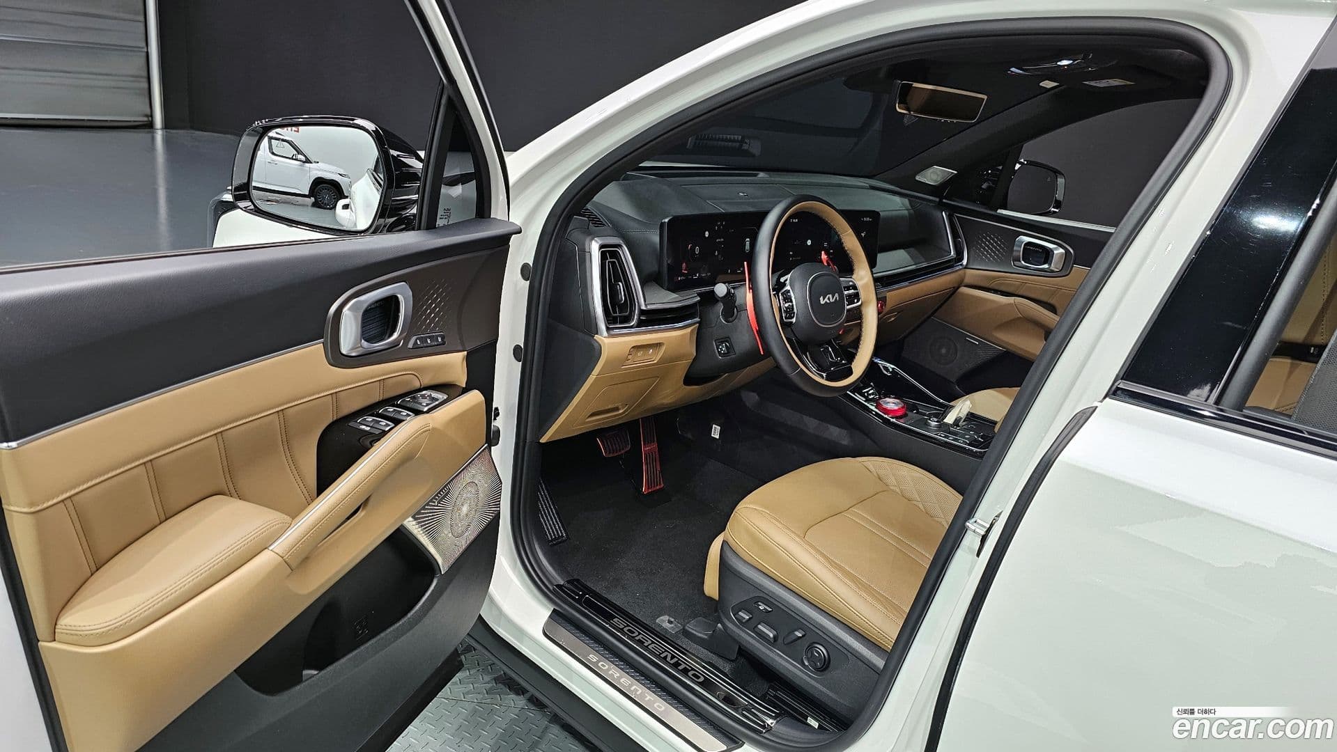 Main__Slider__Photo:Sorento Kia 2023.8-10