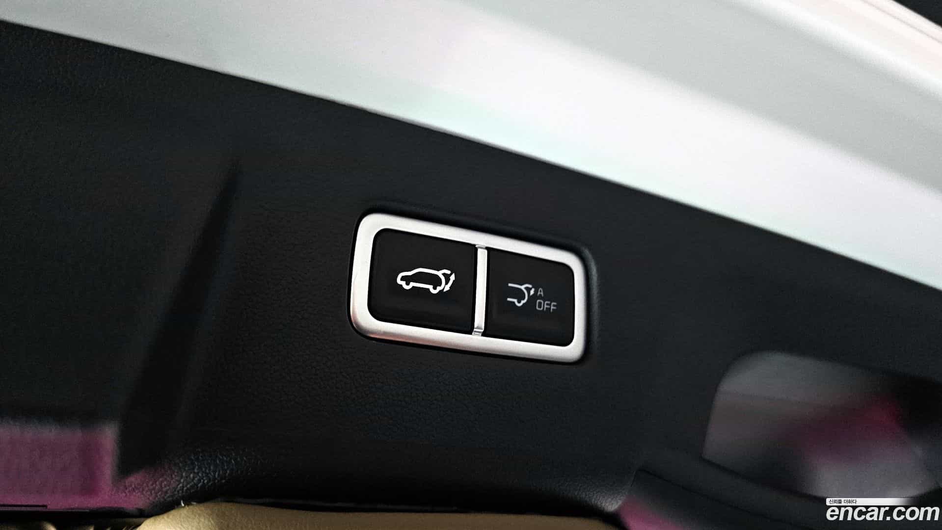 Sorento Kia 2023.8-OPTION-023