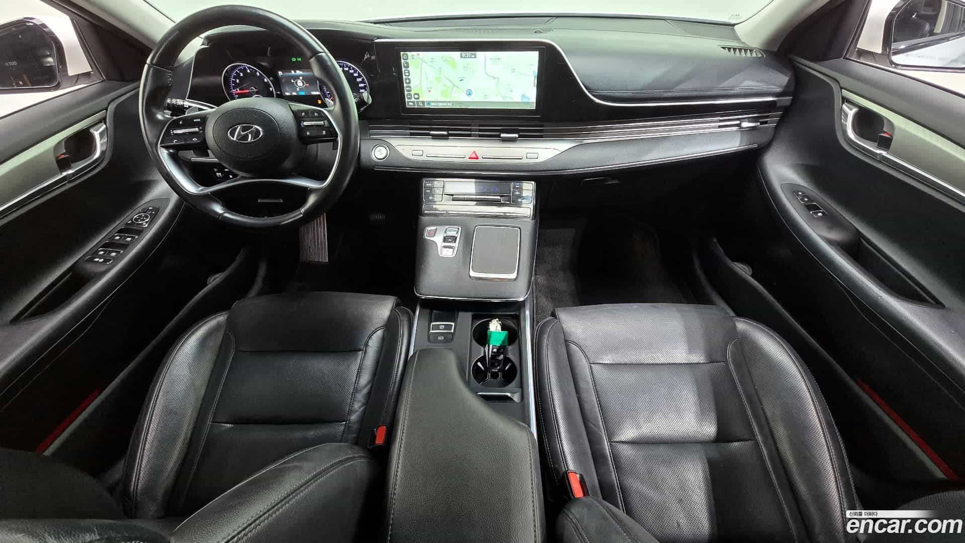 Grandeur Hyundai 2022.1-INNER-007