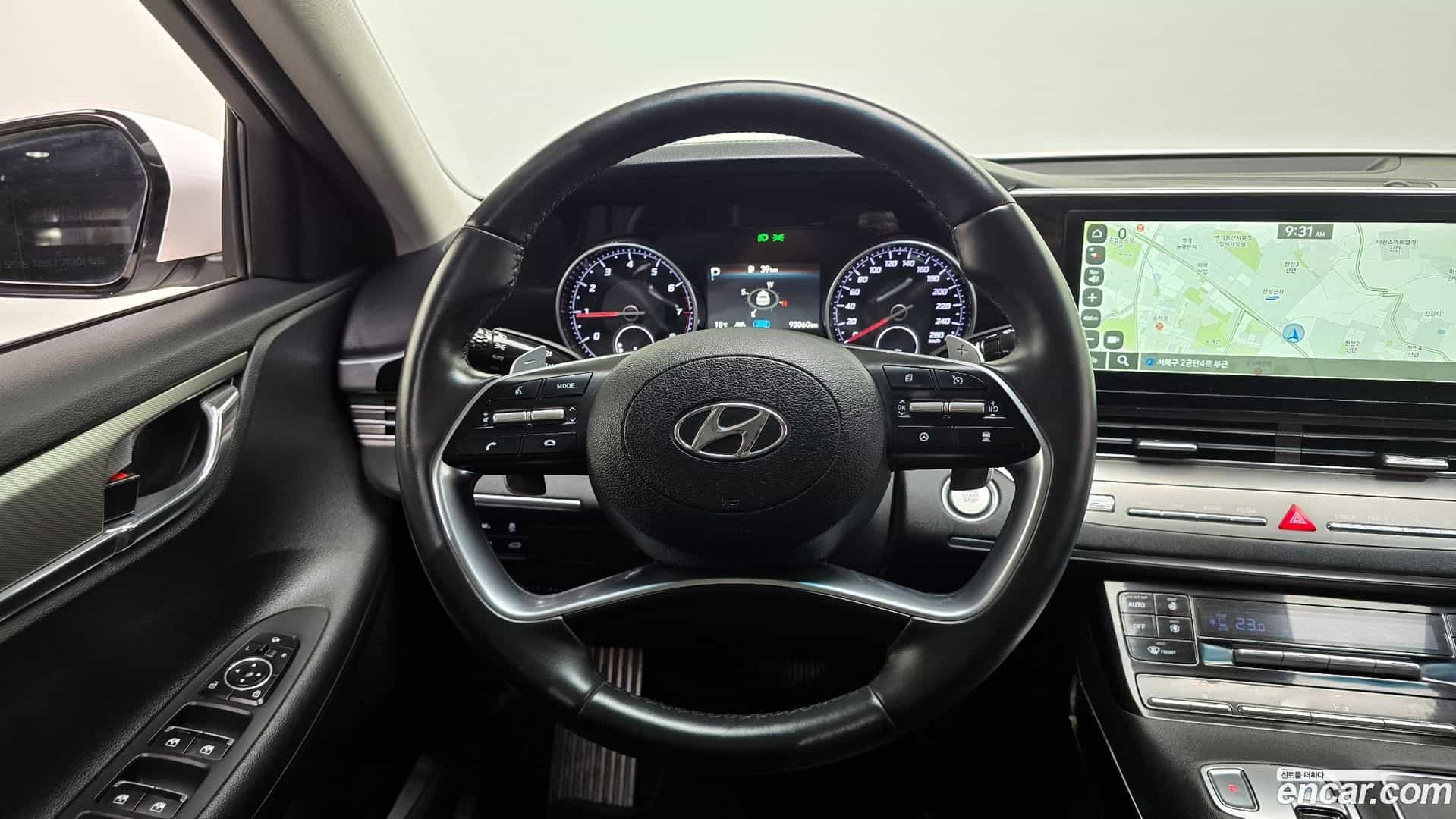 Grandeur Hyundai 2022.1-OPTION-019