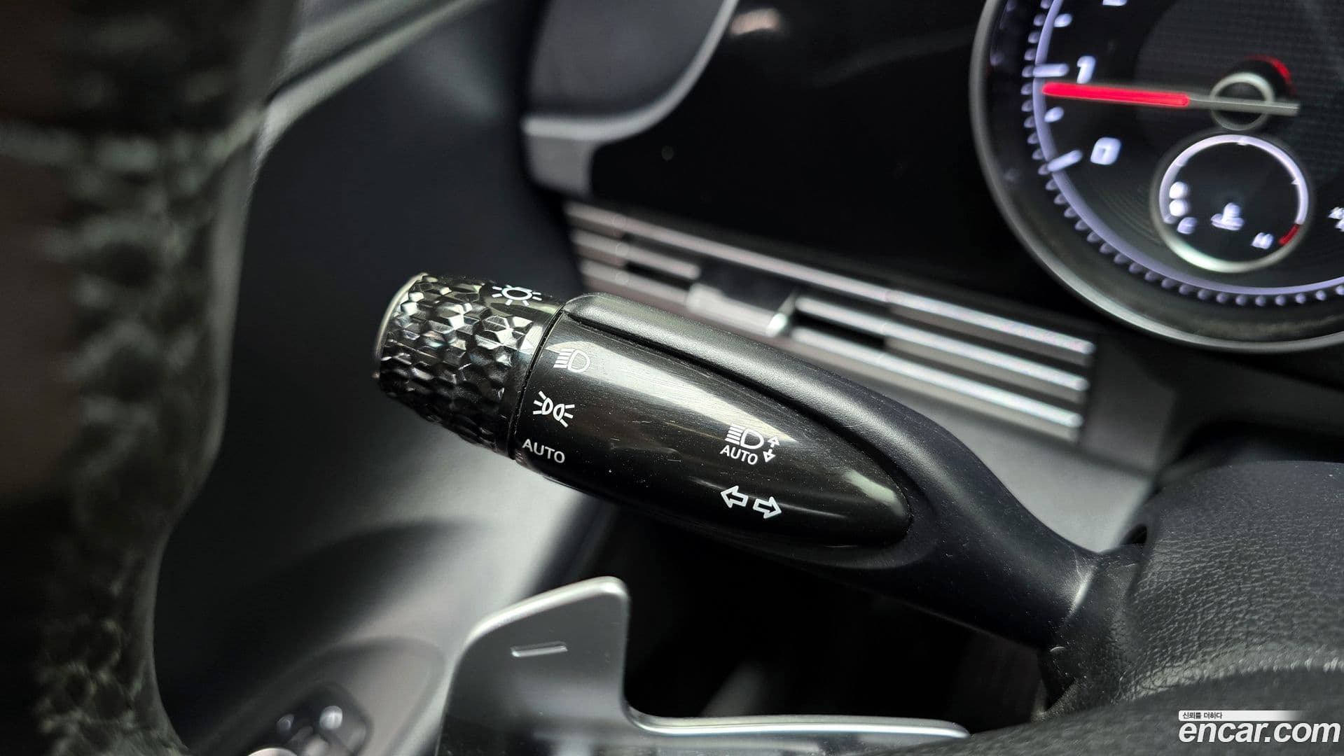 Main__Slider__Photo:Grandeur Hyundai 2022.1-15