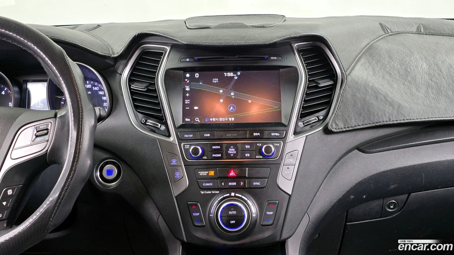 Main__Slider__Photo:Santafe Hyundai 2017.3-13