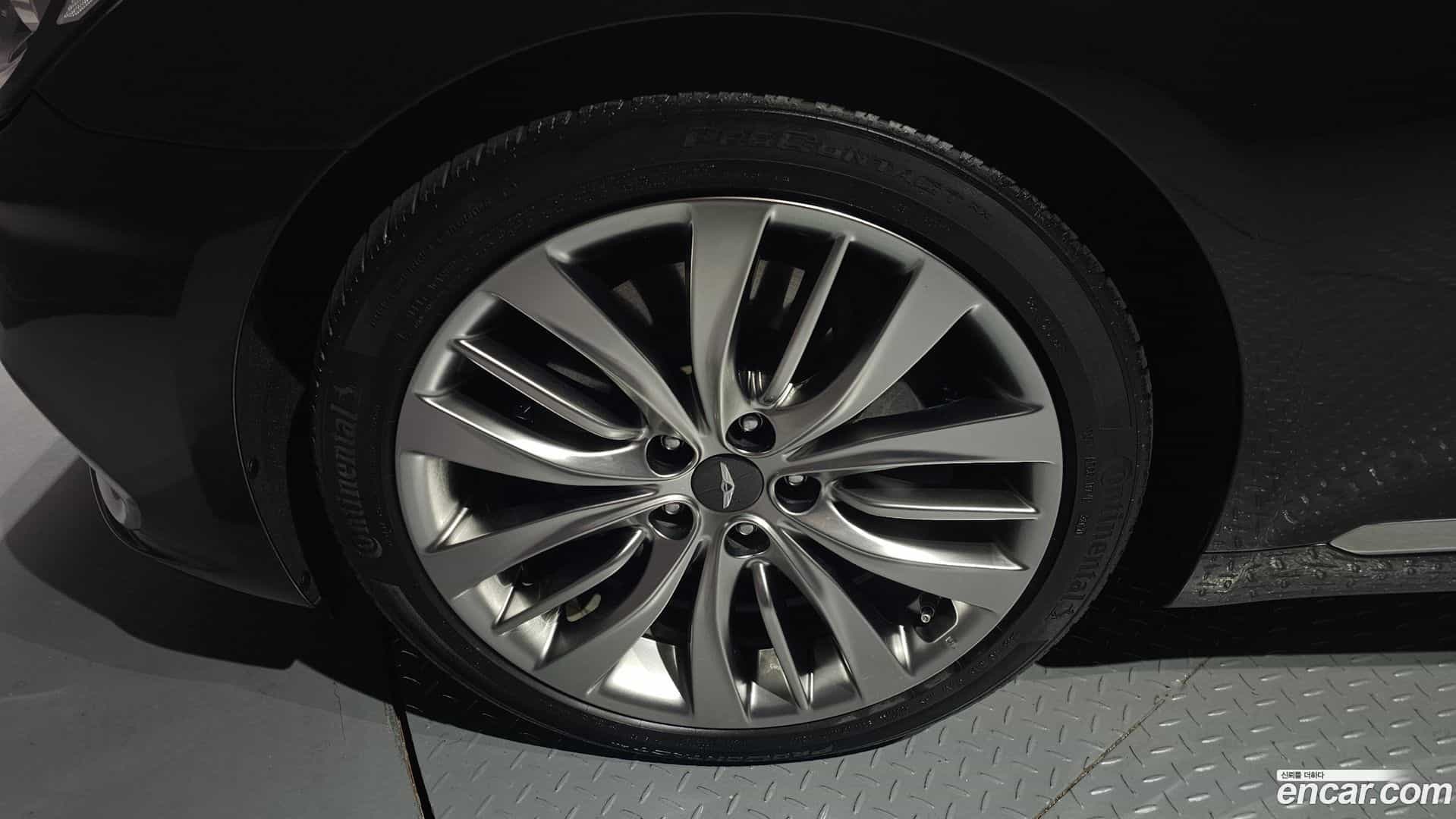 G80 Genesis 2017.9-OUTER-005