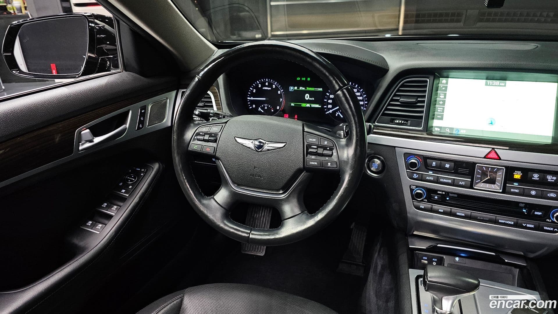 Main__Slider__Photo:G80 Genesis 2017.9-12