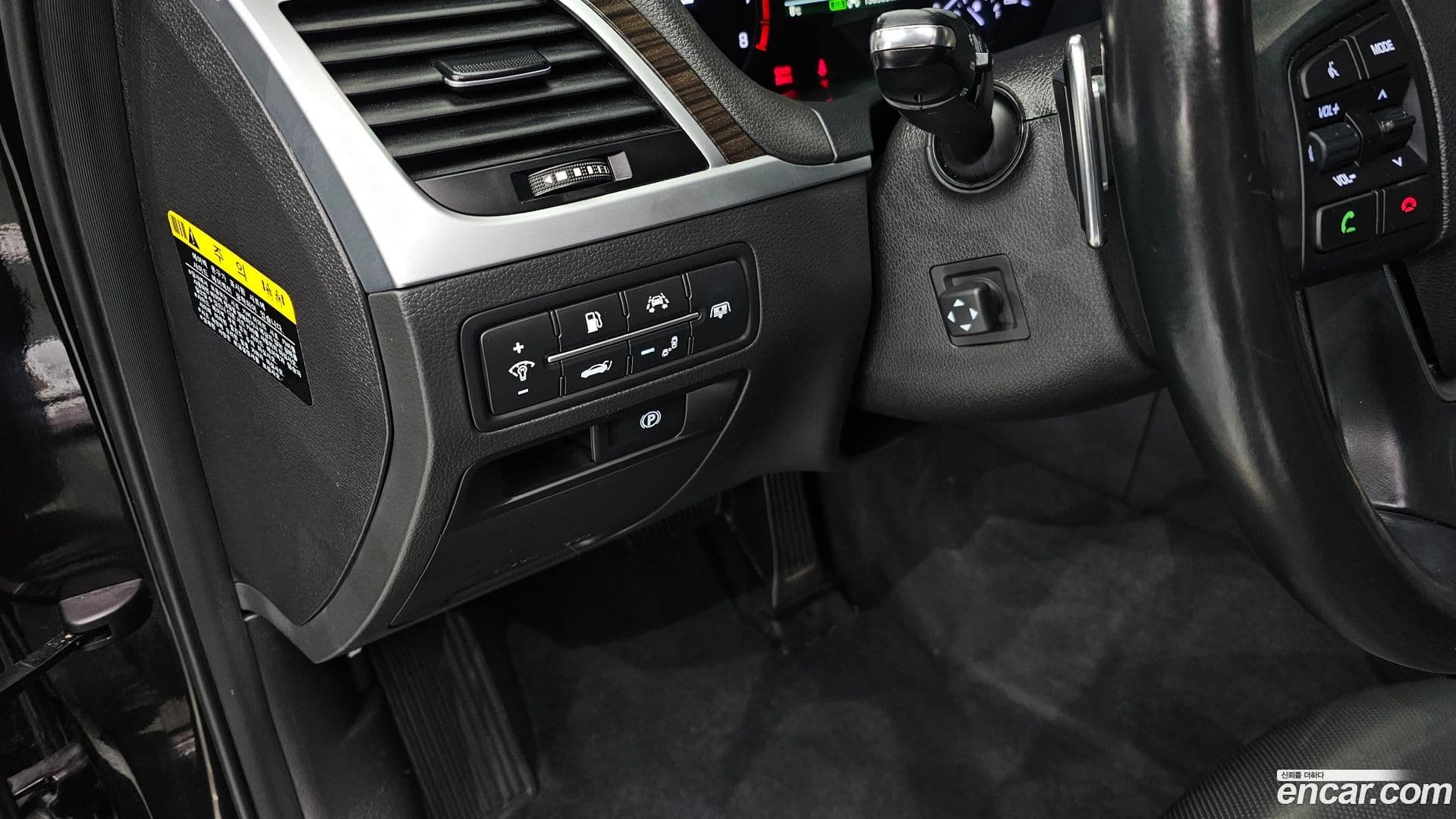 Main__Slider__Photo:G80 Genesis 2017.9-13