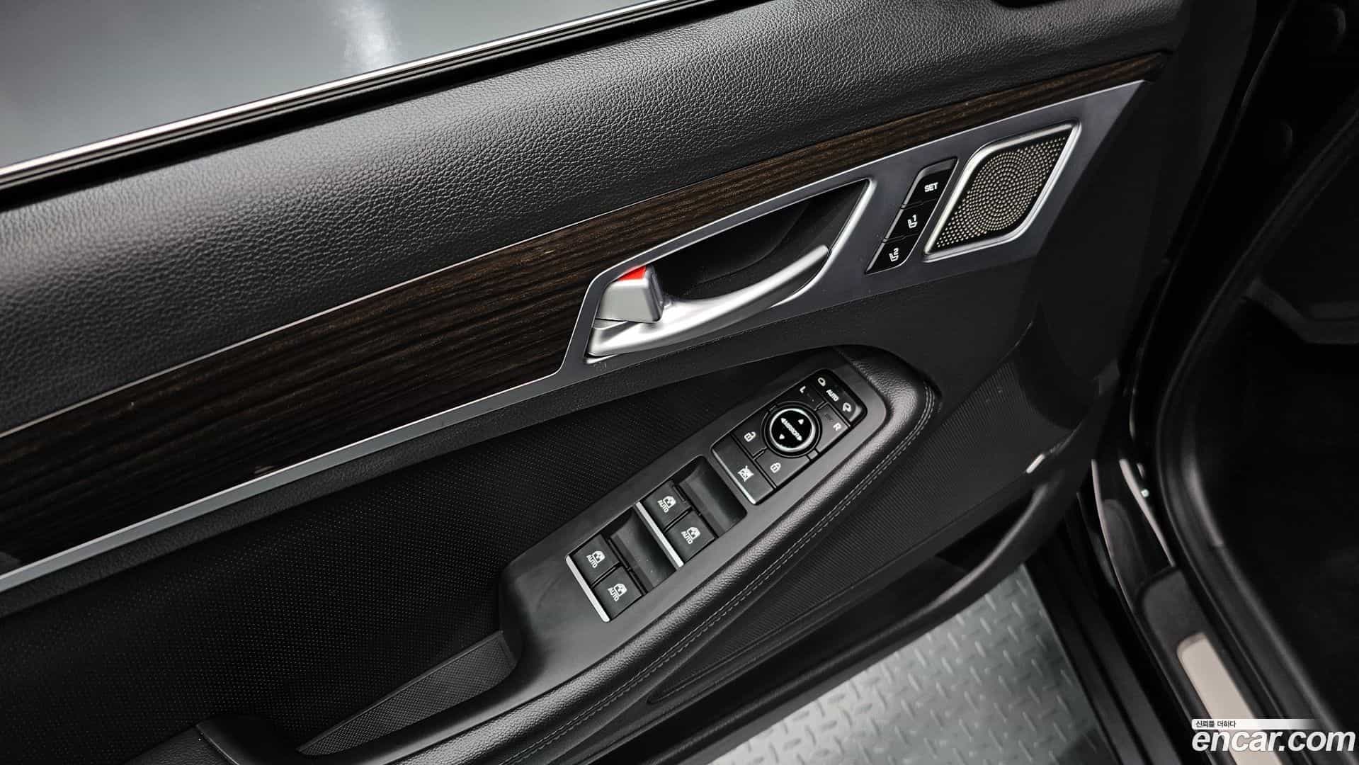 G80 Genesis 2017.9-OPTION-023