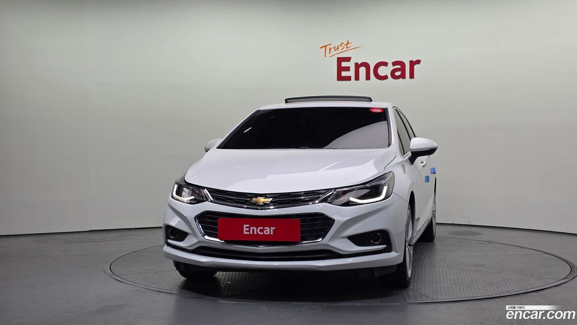 Main__Slider__Photo:Cruze Chevrolet 2017.11-2