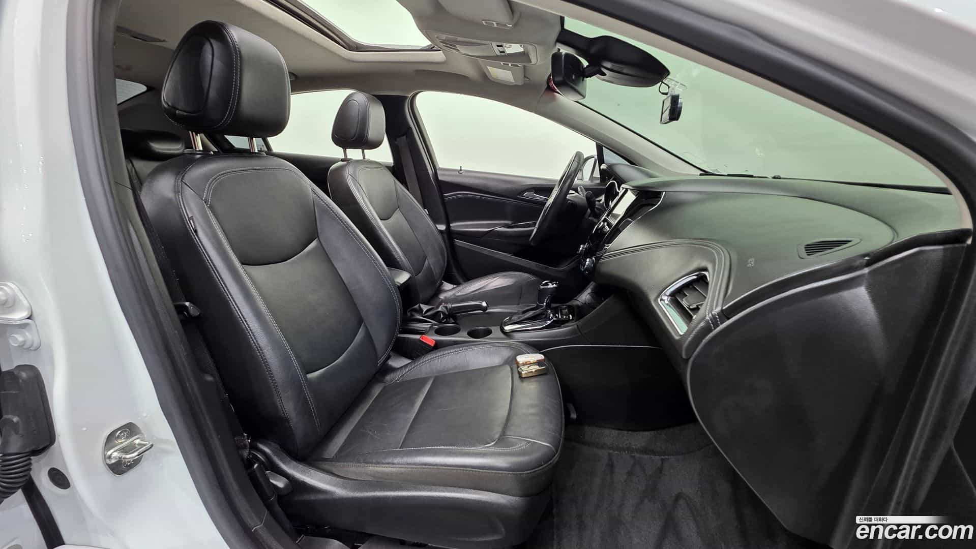 Cruze Chevrolet 2017.11-INNER-010