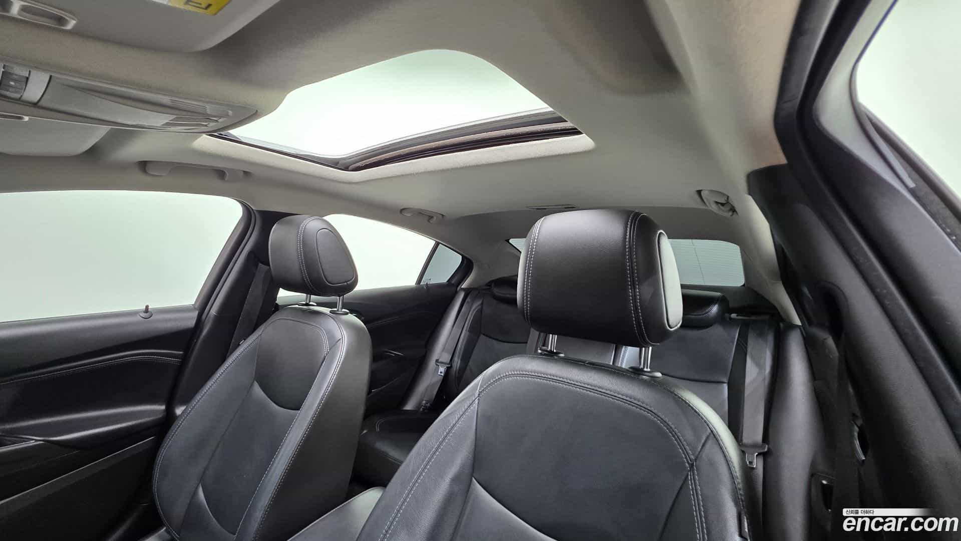 Cruze Chevrolet 2017.11-OPTION-015