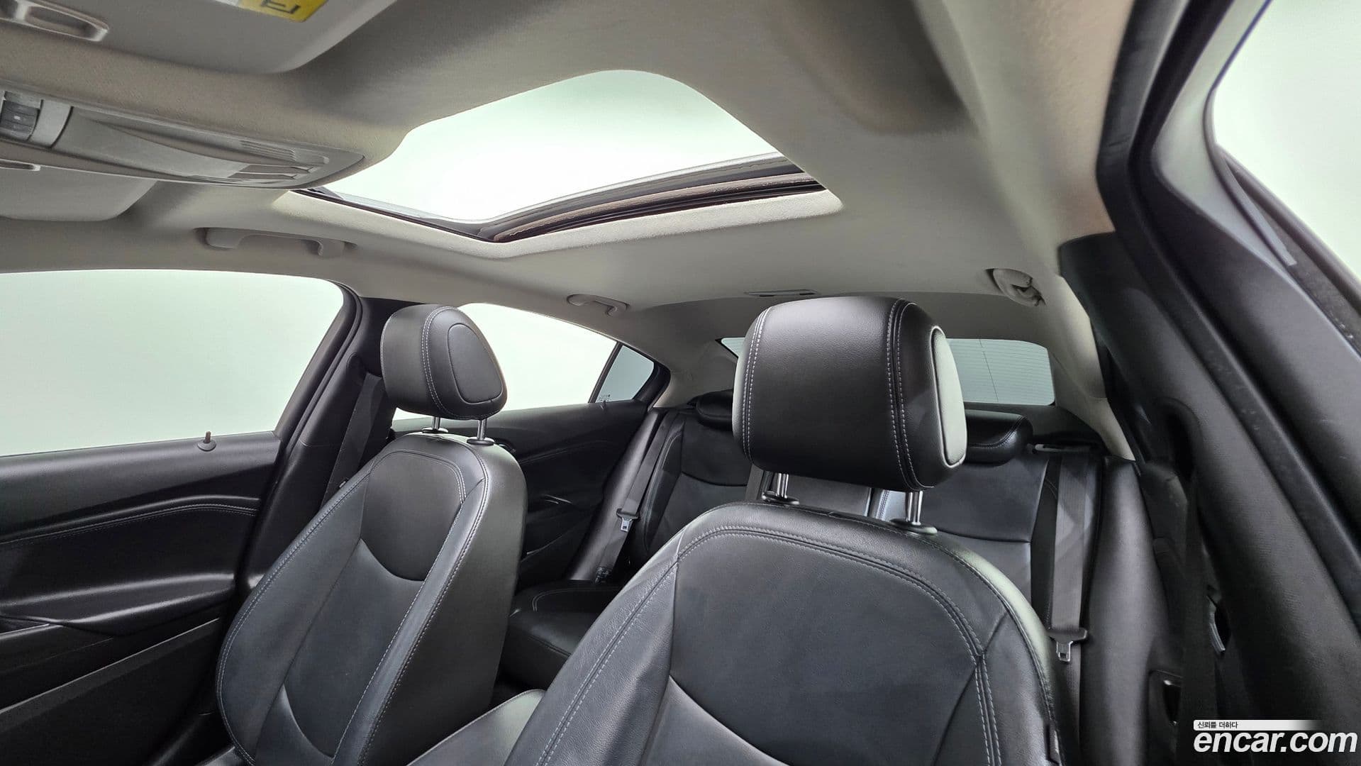 Main__Slider__Photo:Cruze Chevrolet 2017.11-10