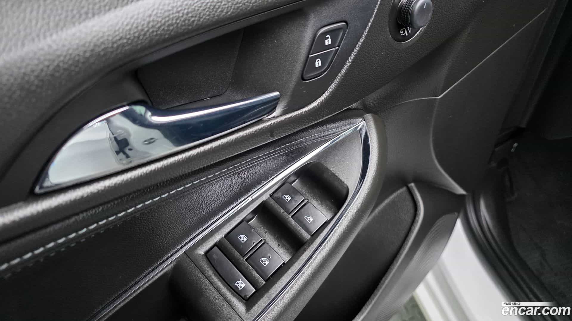 Cruze Chevrolet 2017.11-OPTION-017