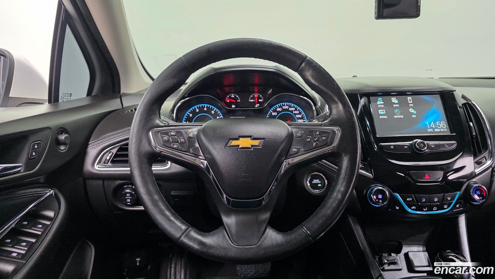 Main__Slider__Photo:Cruze Chevrolet 2017.11-14