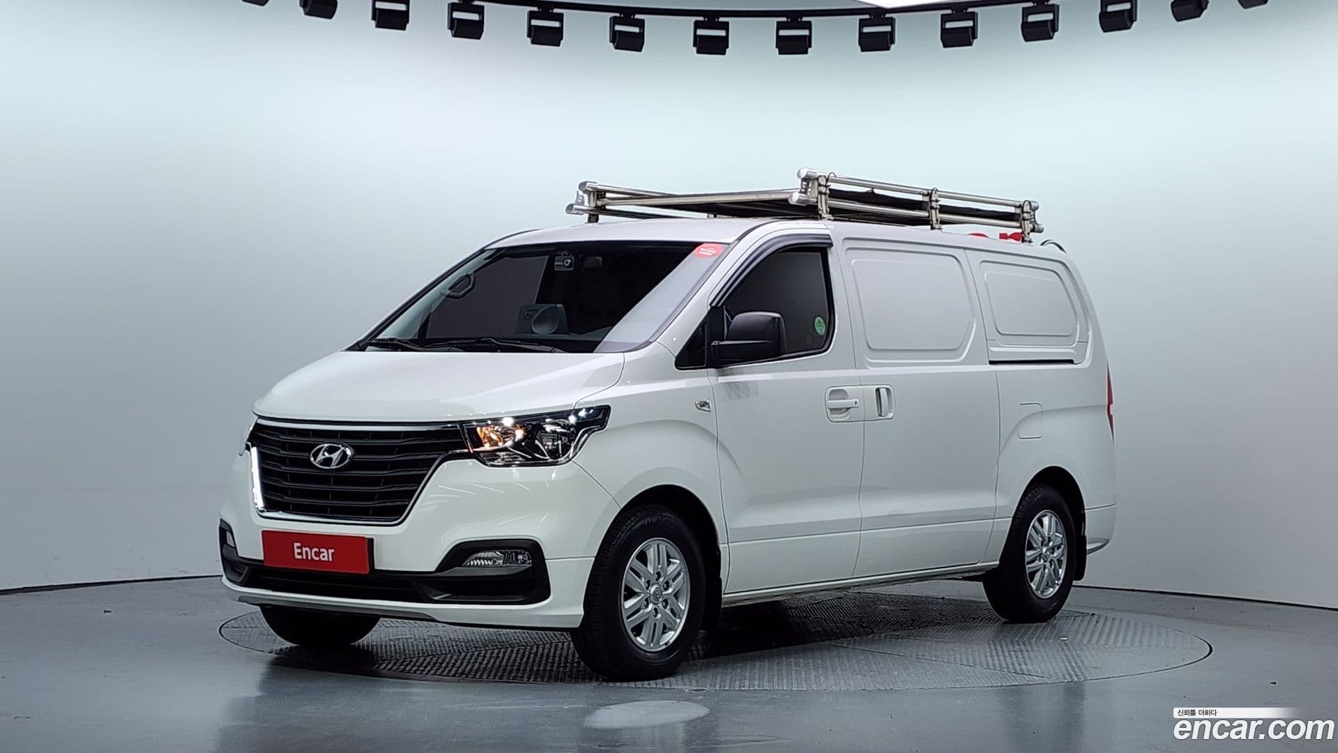 Main__Slider__Photo:Starex Hyundai 2018.10-0