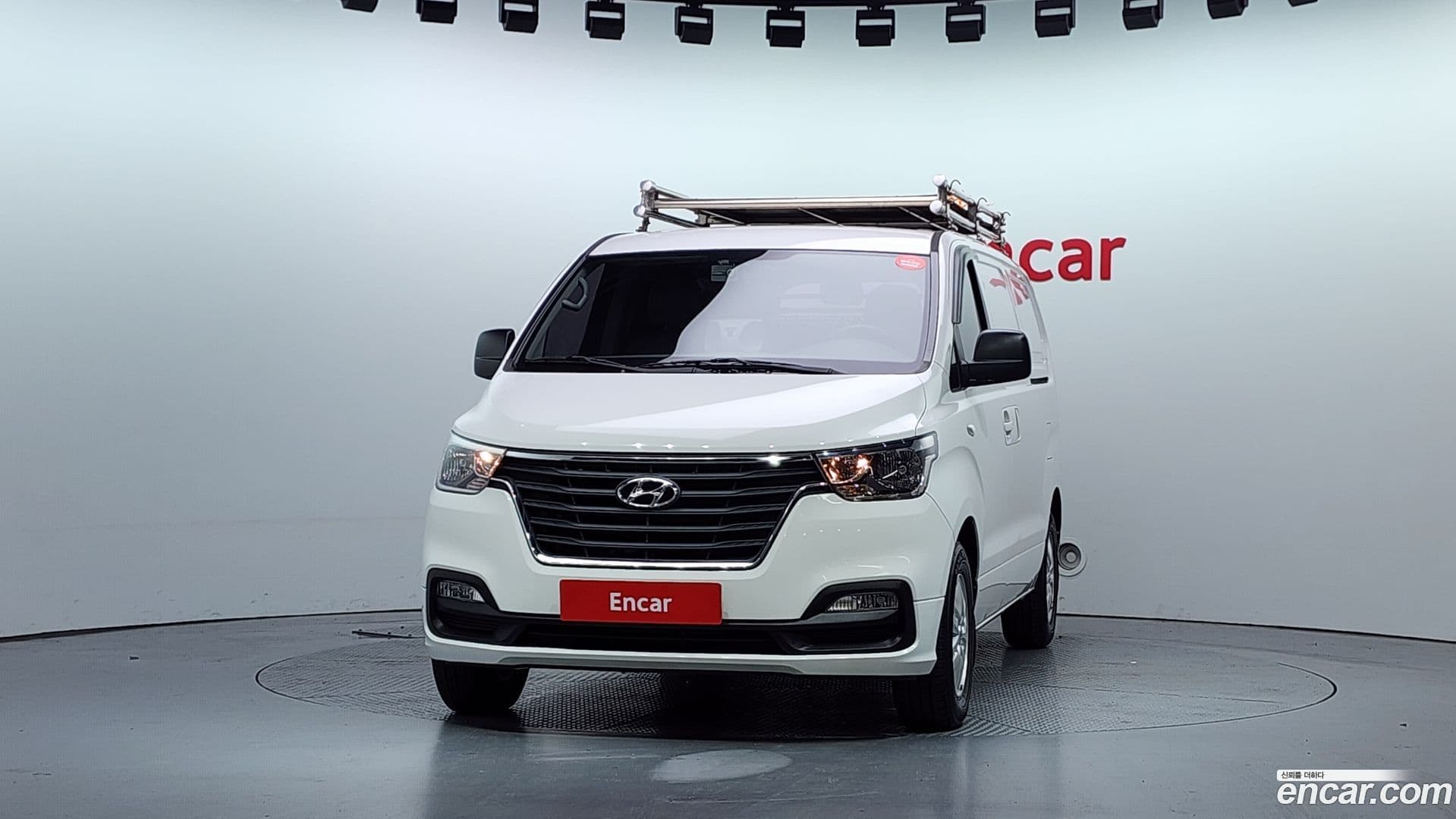 Main__Slider__Photo:Starex Hyundai 2018.10-2