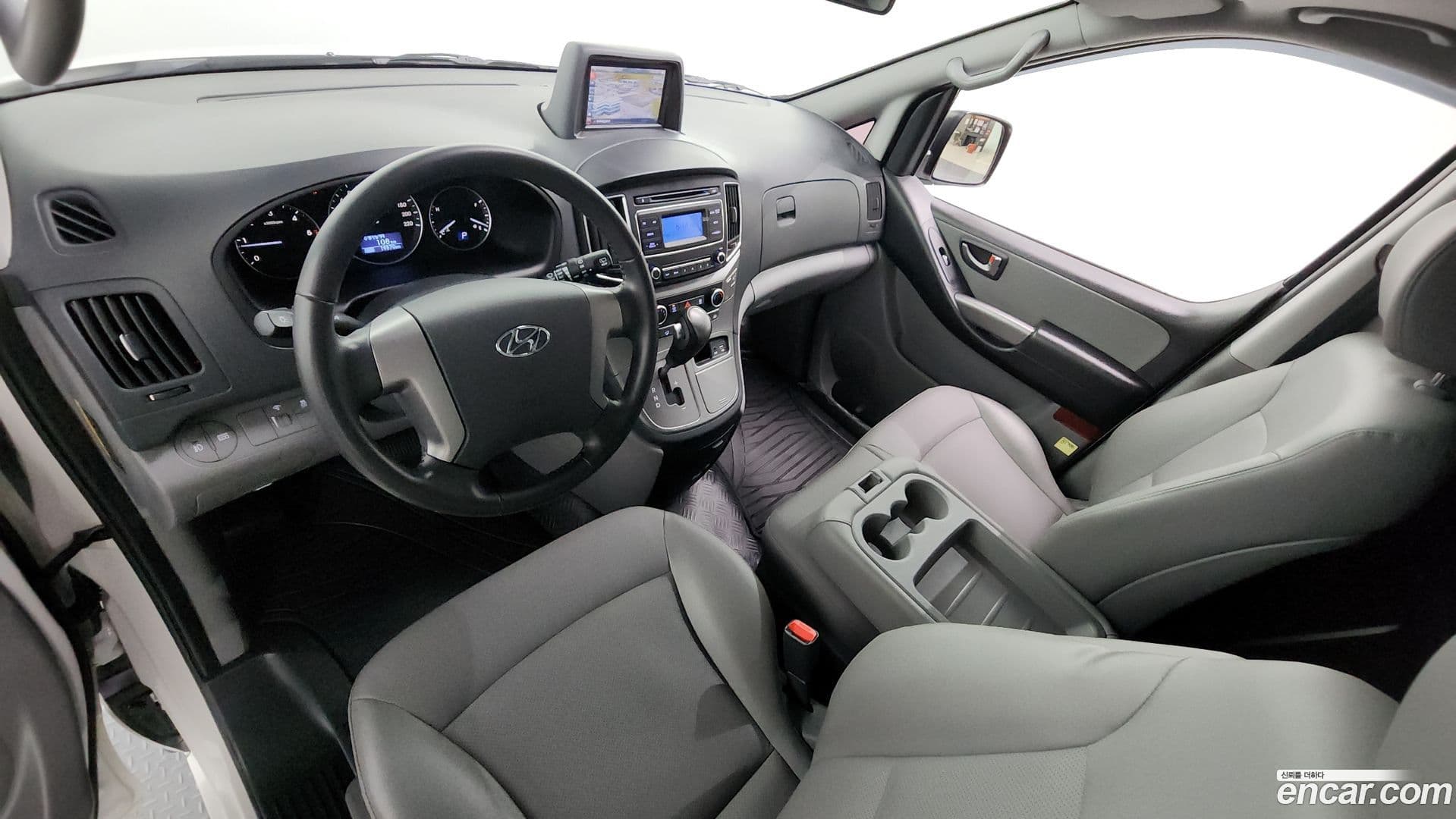 Main__Slider__Photo:Starex Hyundai 2018.10-6