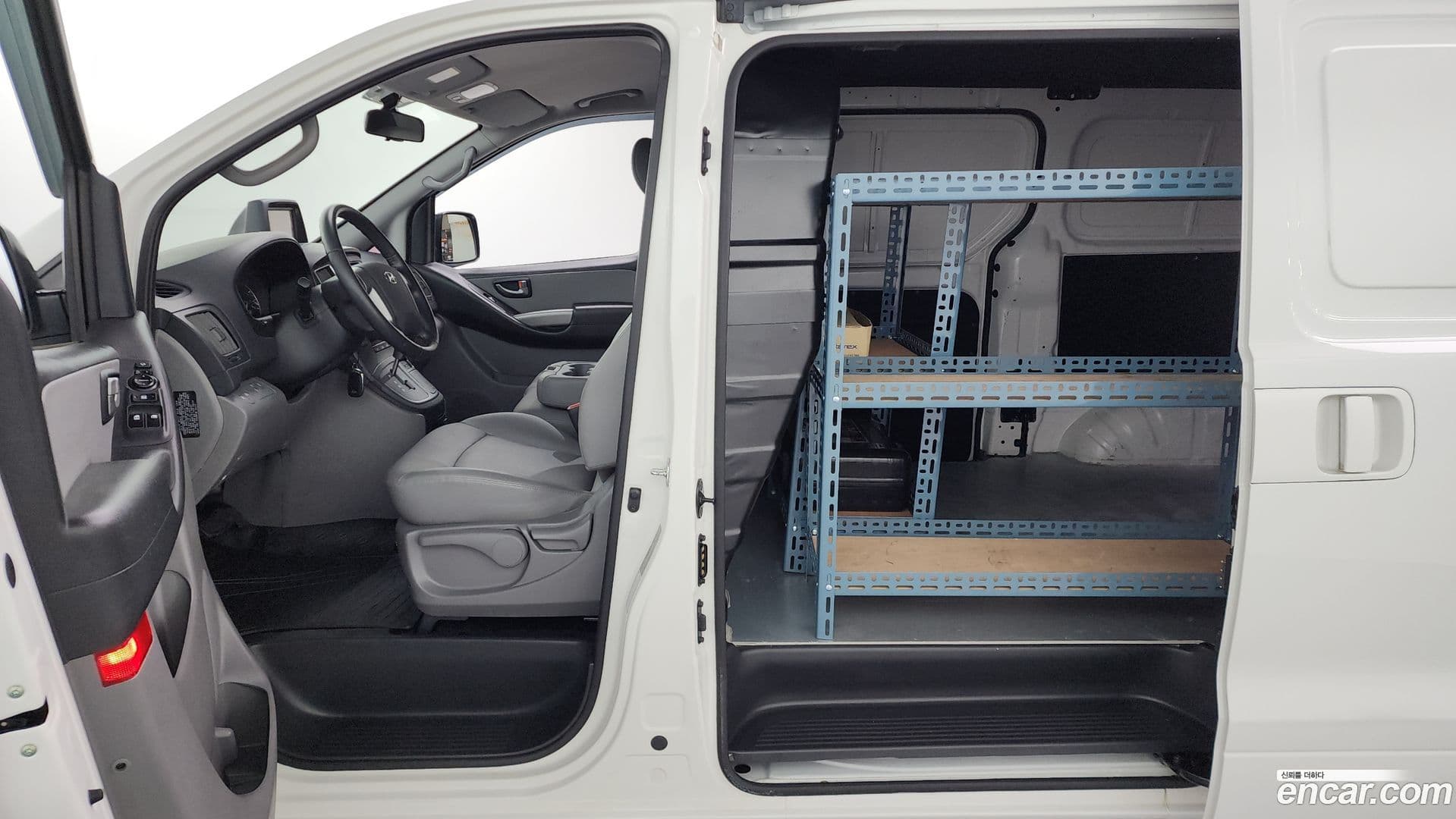 Main__Slider__Photo:Starex Hyundai 2018.10-11