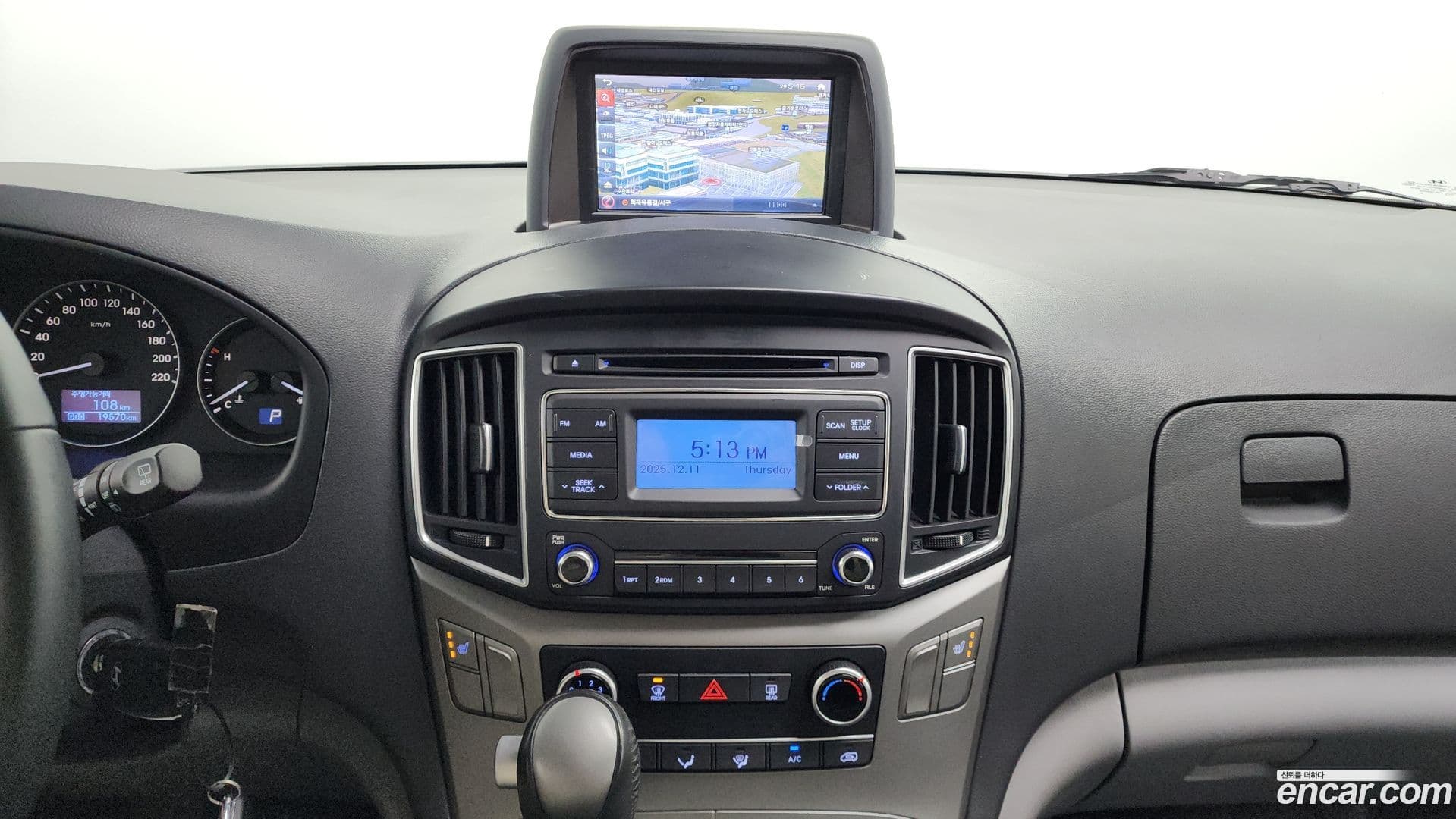 Main__Slider__Photo:Starex Hyundai 2018.10-13