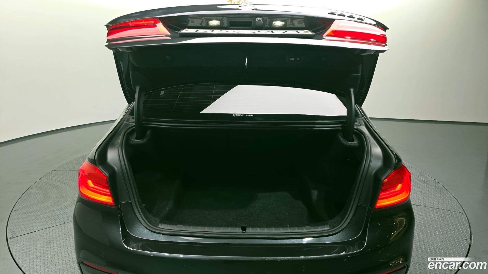 Main__Slider__Photo:5-Series BMW 2020.2-19