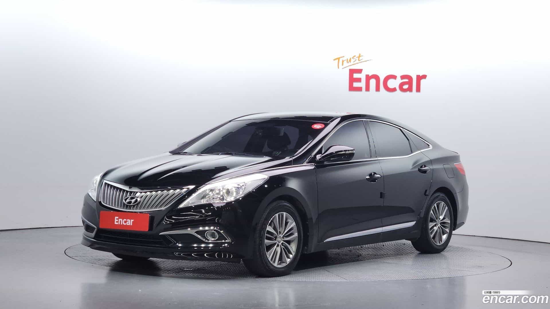 Grandeur Hyundai 2014.5-OUTER-001