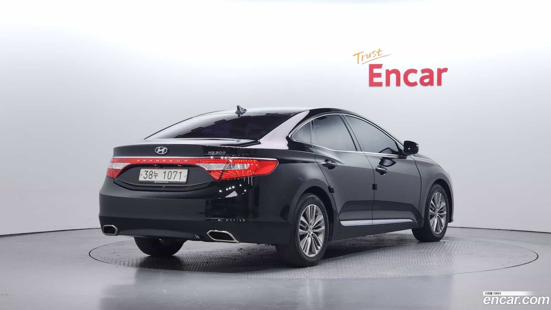 Grandeur Hyundai 2014.5-OUTER-002