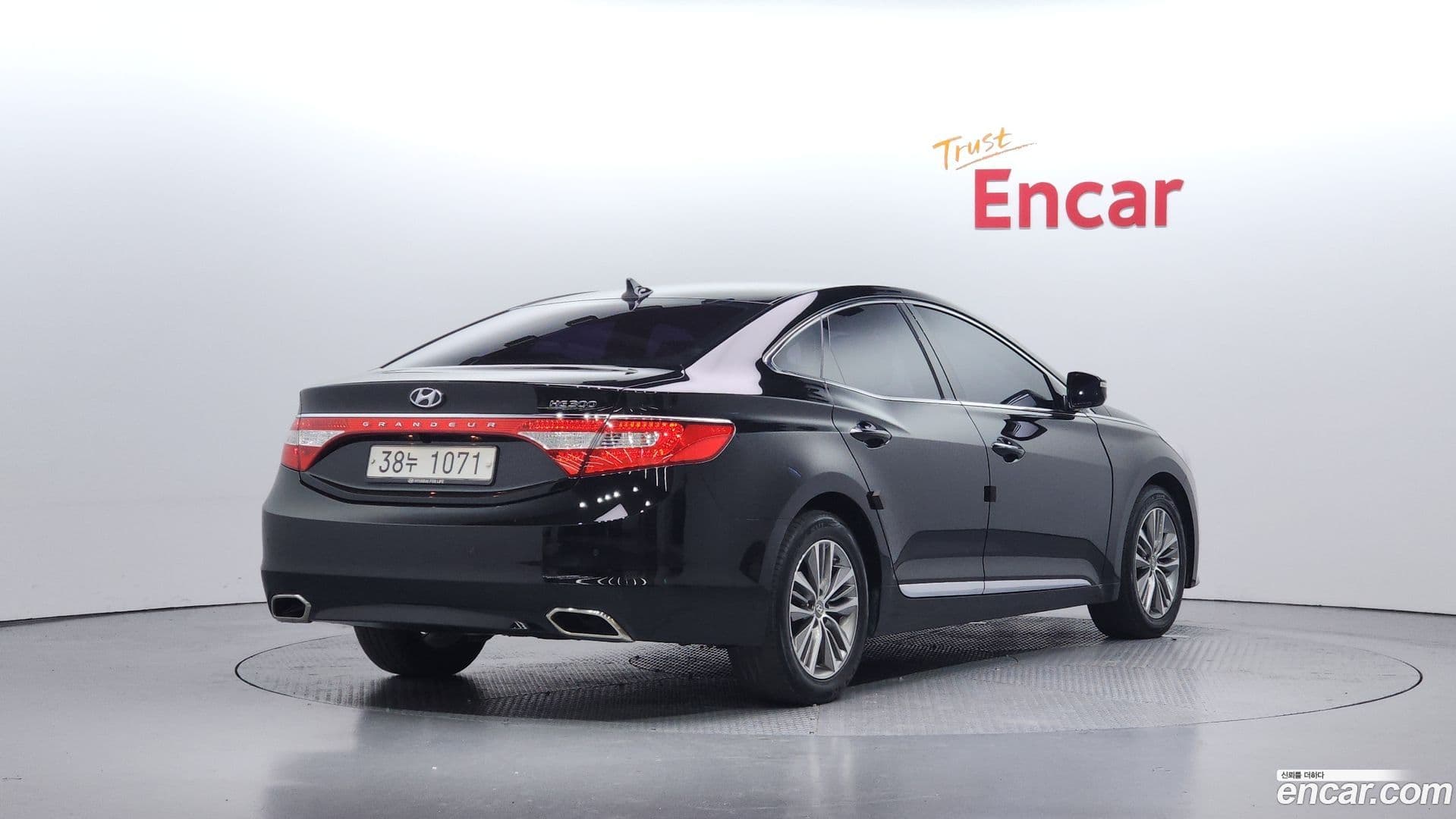 Main__Slider__Photo:Grandeur Hyundai 2014.5-1