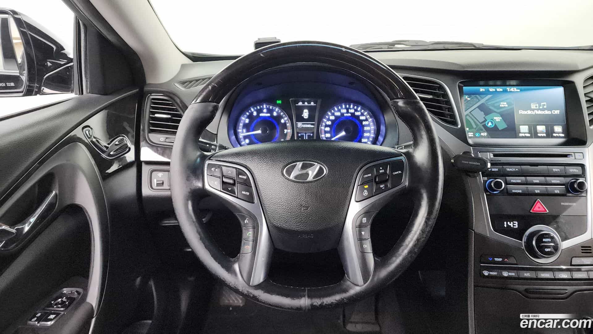Grandeur Hyundai 2014.5-OPTION-017