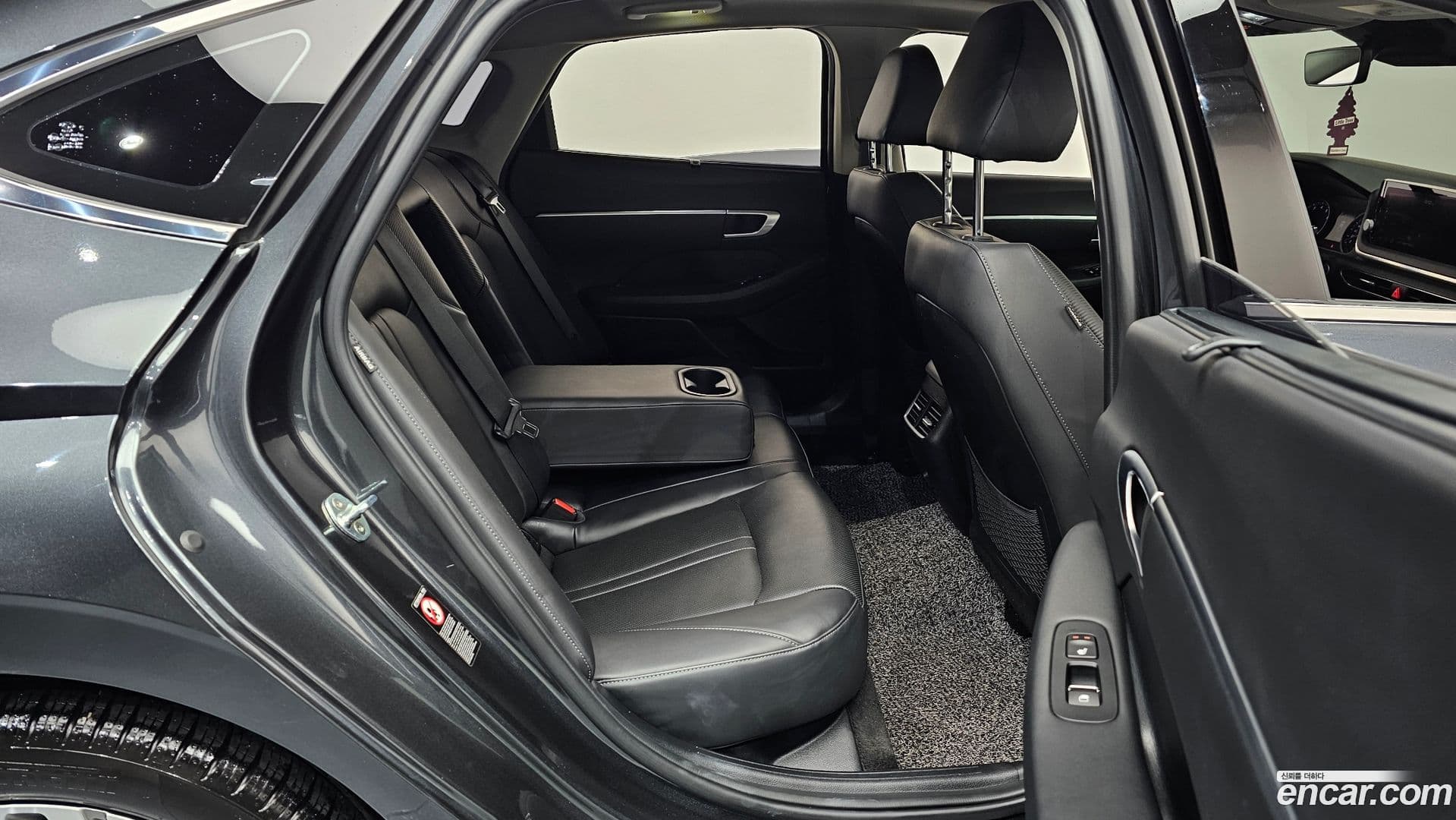 Main__Slider__Photo:Sonata Hyundai 2020.5-11