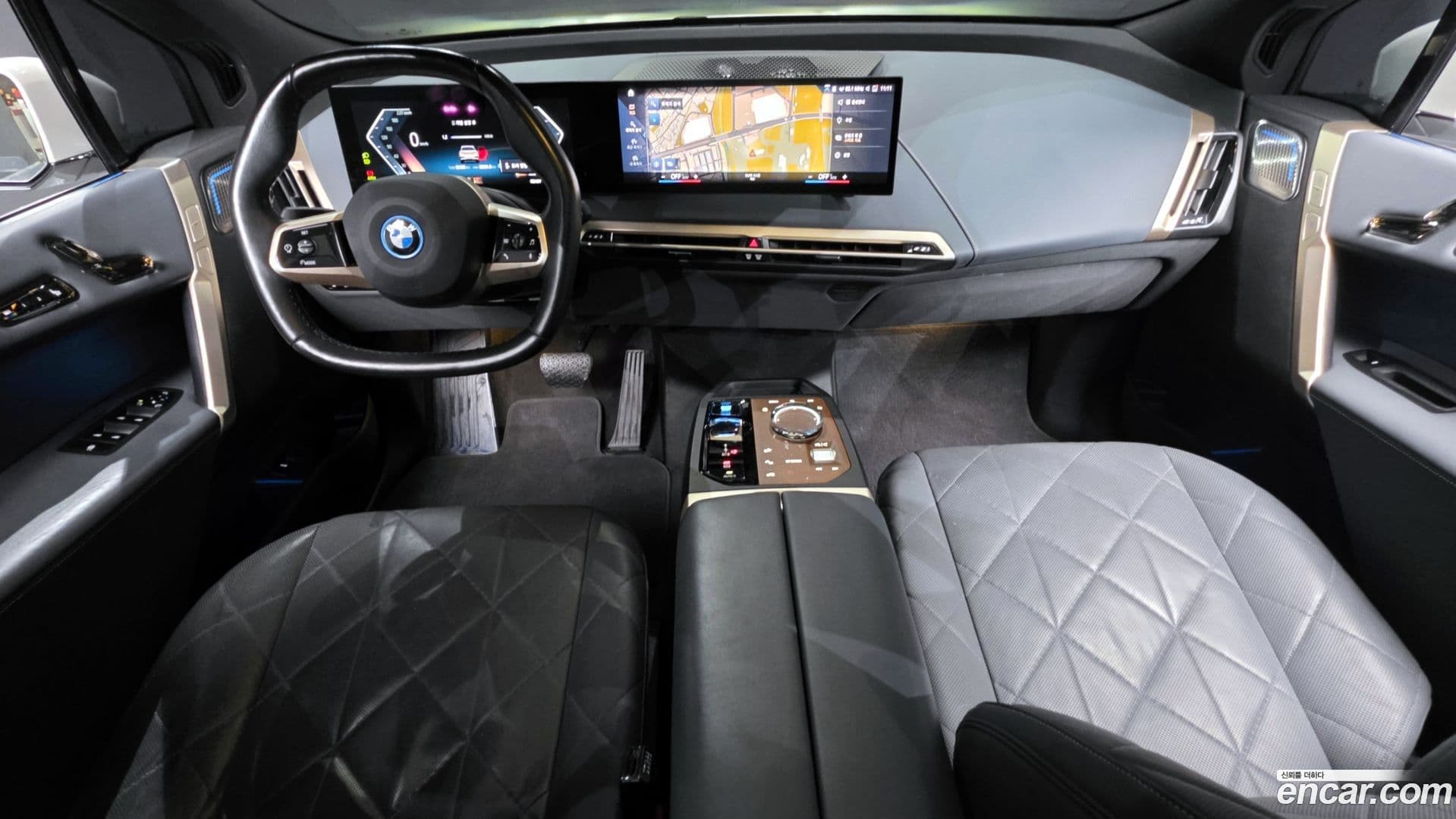 Main__Slider__Photo:iX BMW 2022.8-6