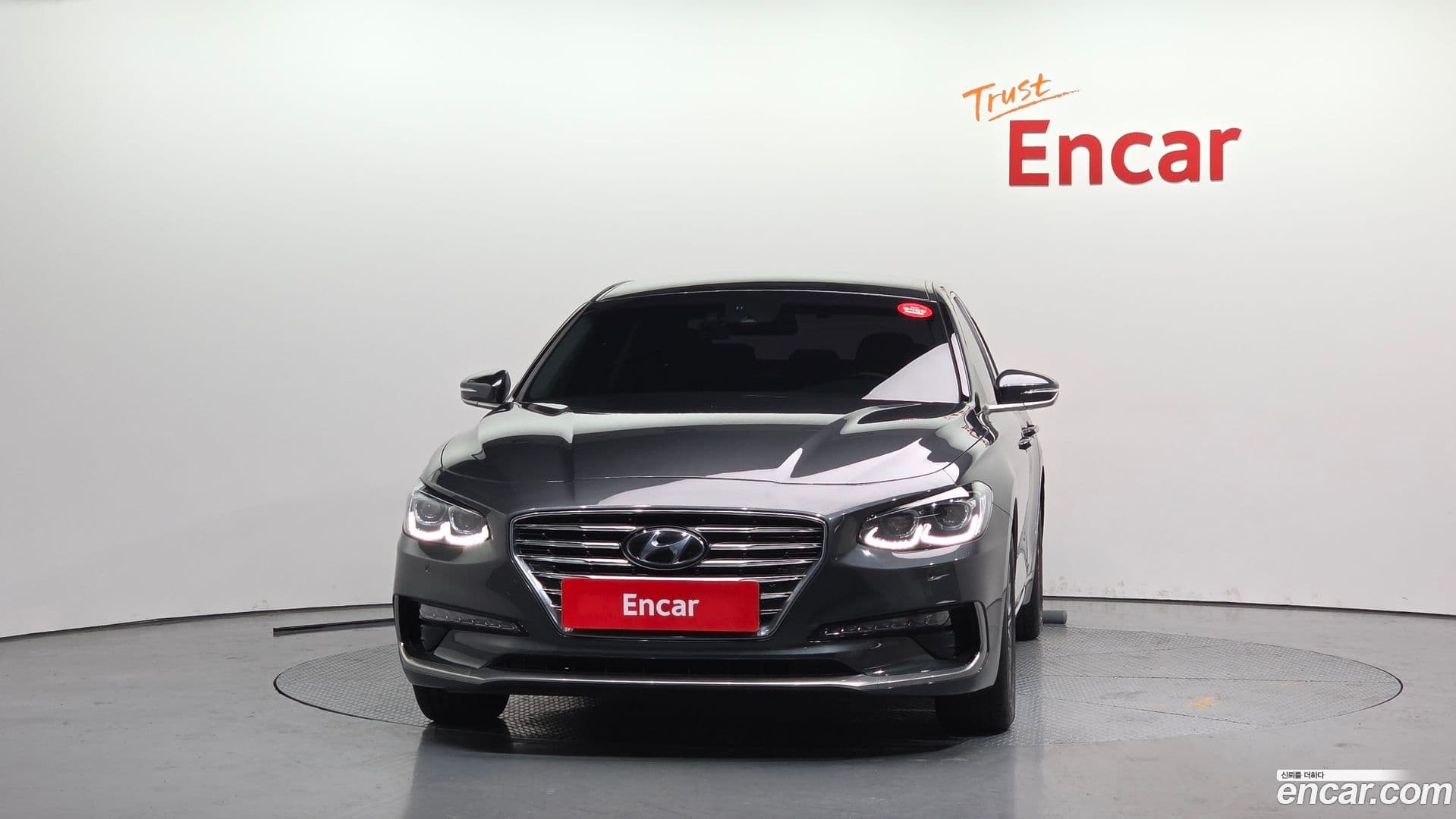 Main__Slider__Photo:Grandeur Hyundai 2019.8-2